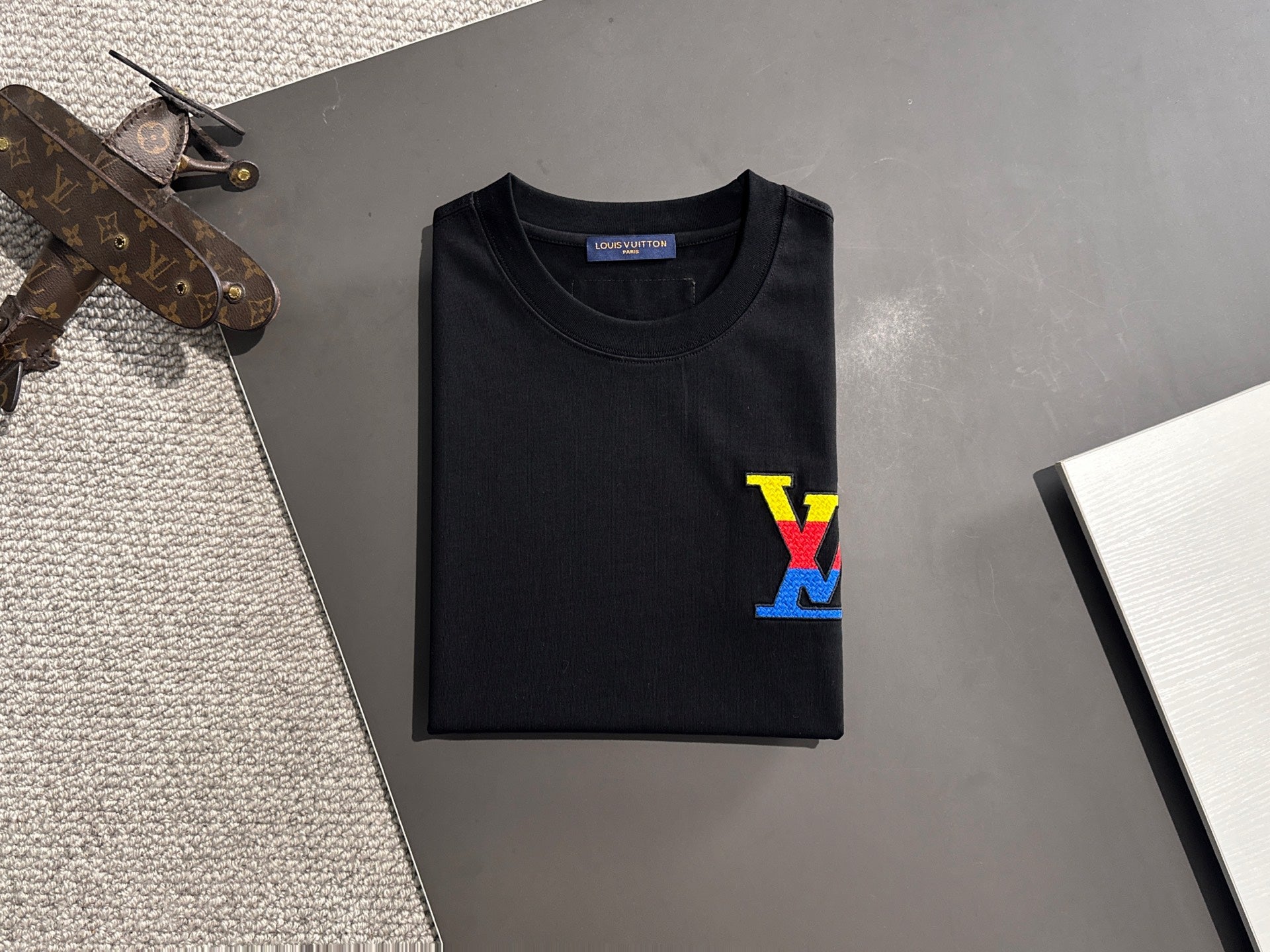 LuxluxHouse Best Quality Clothes T-shirt Louis Vuitton