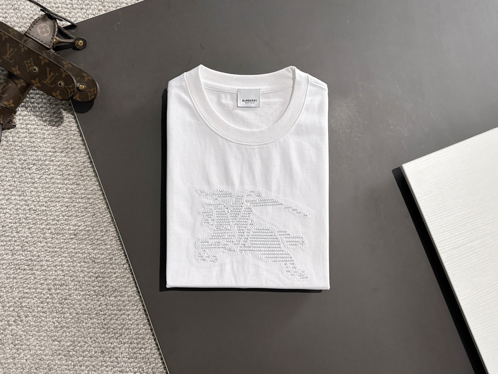 LuxluxHouse Best Quality Clothes Burberry T-shirt