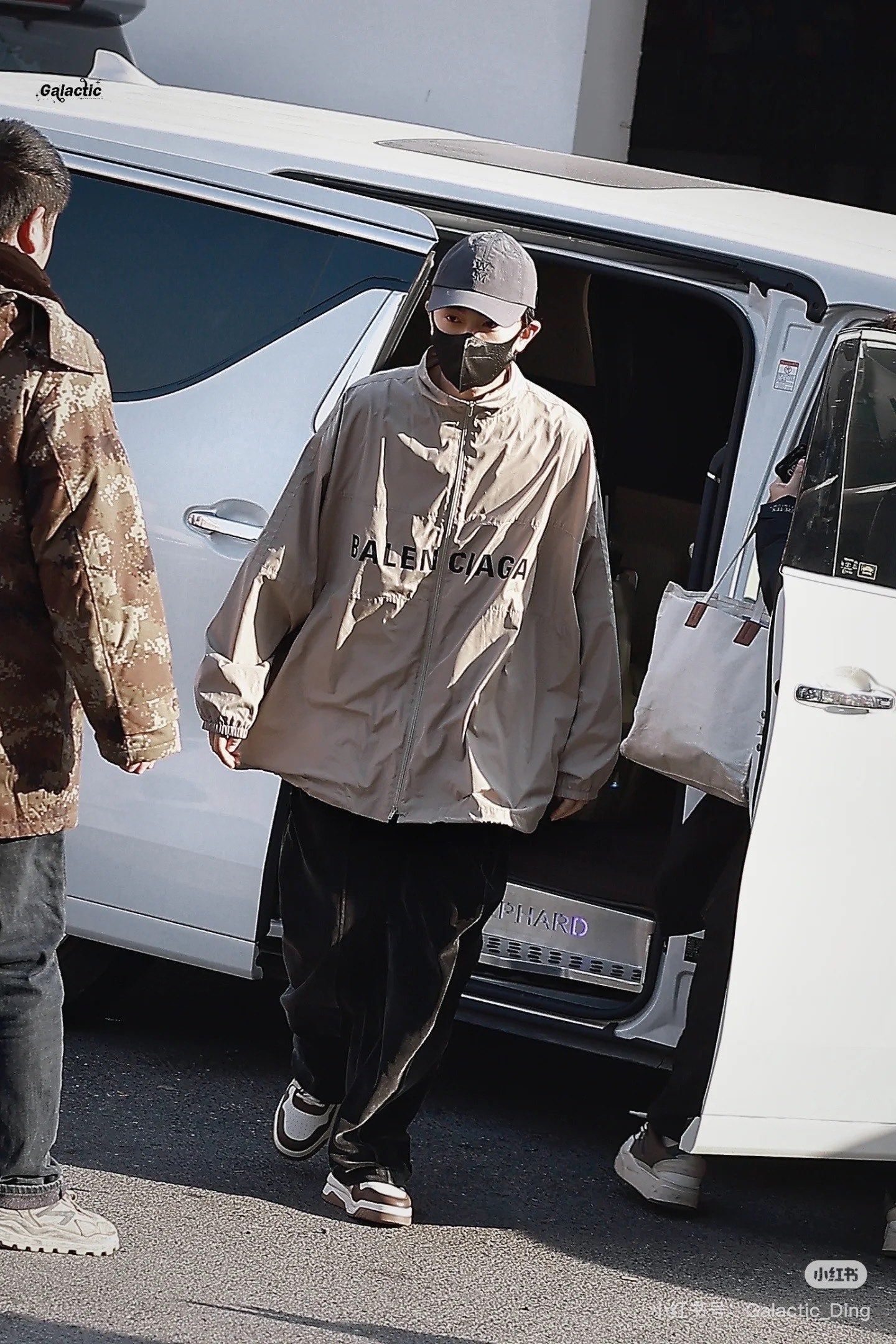 LuxluxHouse Best Quality Clothes Balenciaga Coats & Jackets