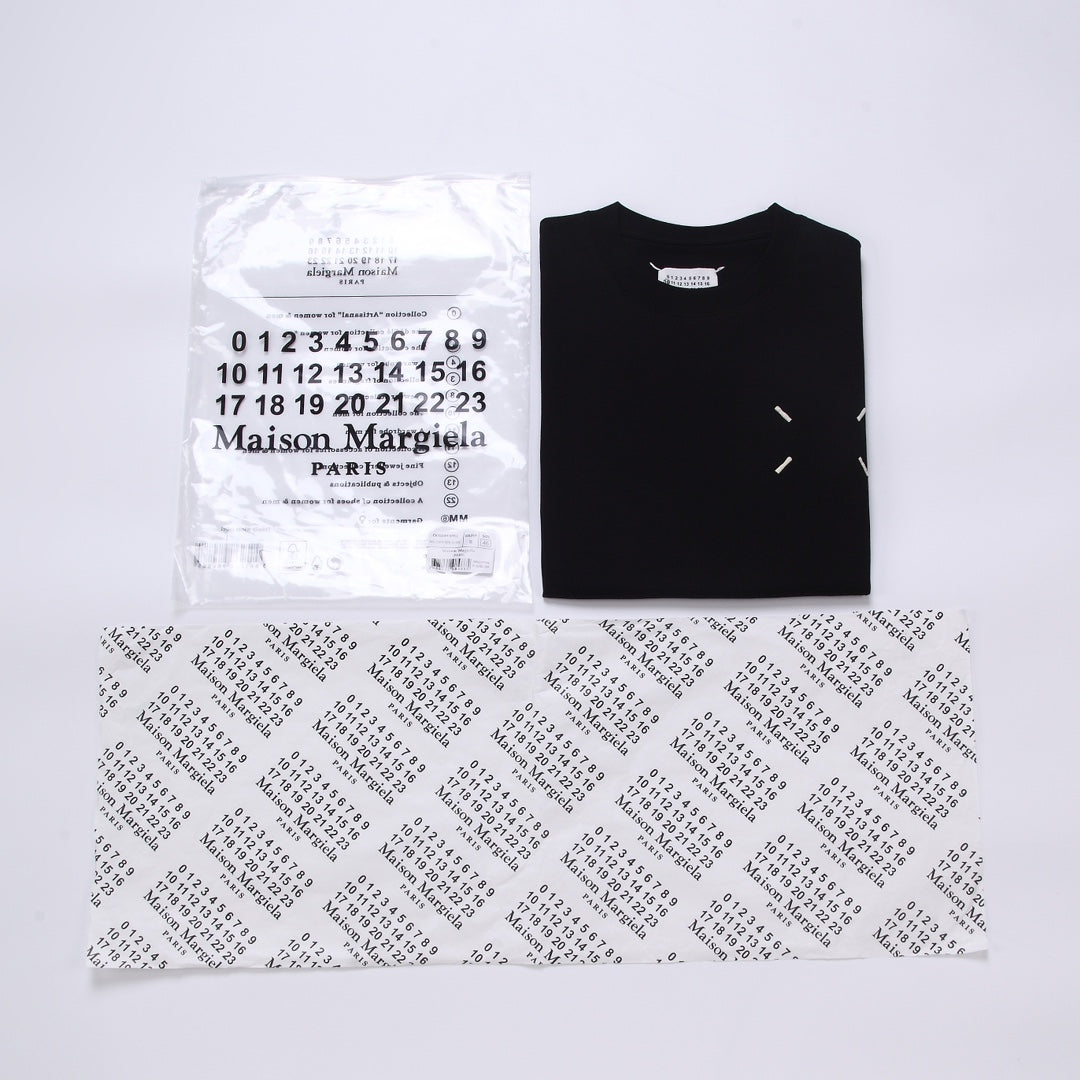 LuxluxHouse Best Quality Clothes T-shirt Chanel & Maison Margiela