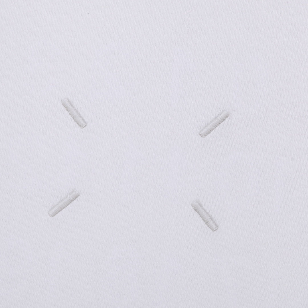 LuxluxHouse Best Quality Clothes T-shirt Chanel & Maison Margiela