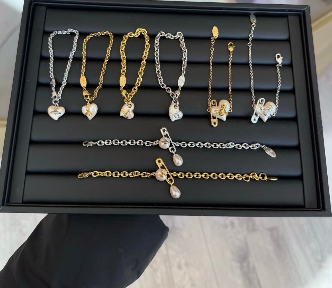 LuxluxHouse Best Quality Accessories Earrings Bracelet  Vivienne Westwood Necklace