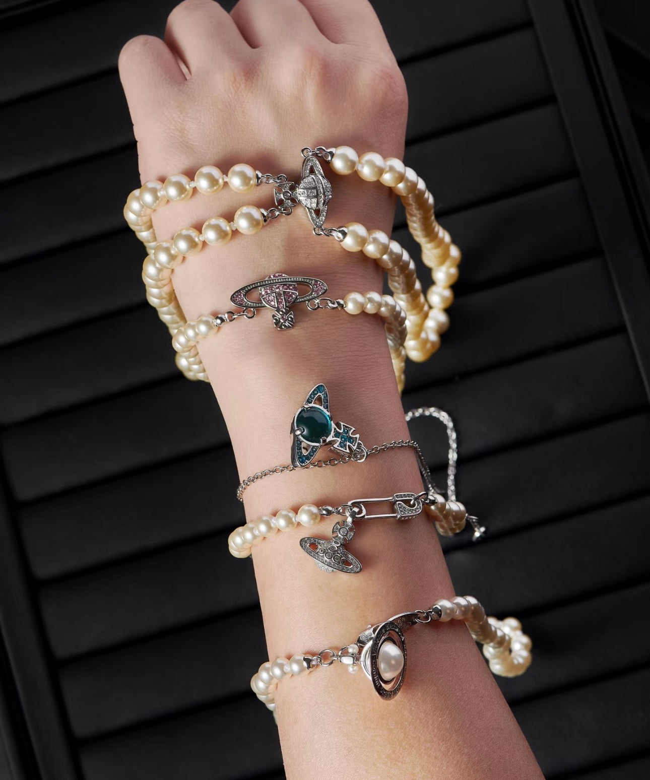 LuxluxHouse Best Quality Accessories Earrings Bracelet  Vivienne Westwood Necklace