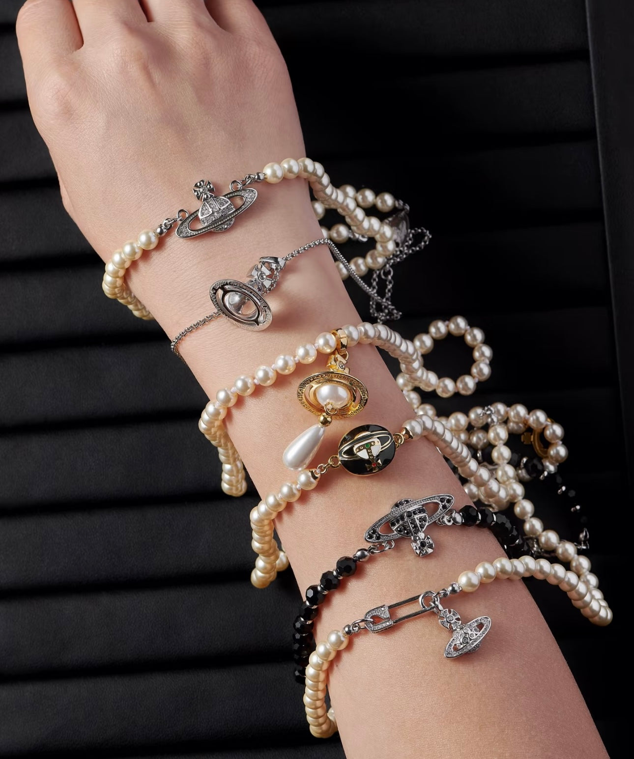 LuxluxHouse Best Quality Accessories Earrings Bracelet  Vivienne Westwood Necklace