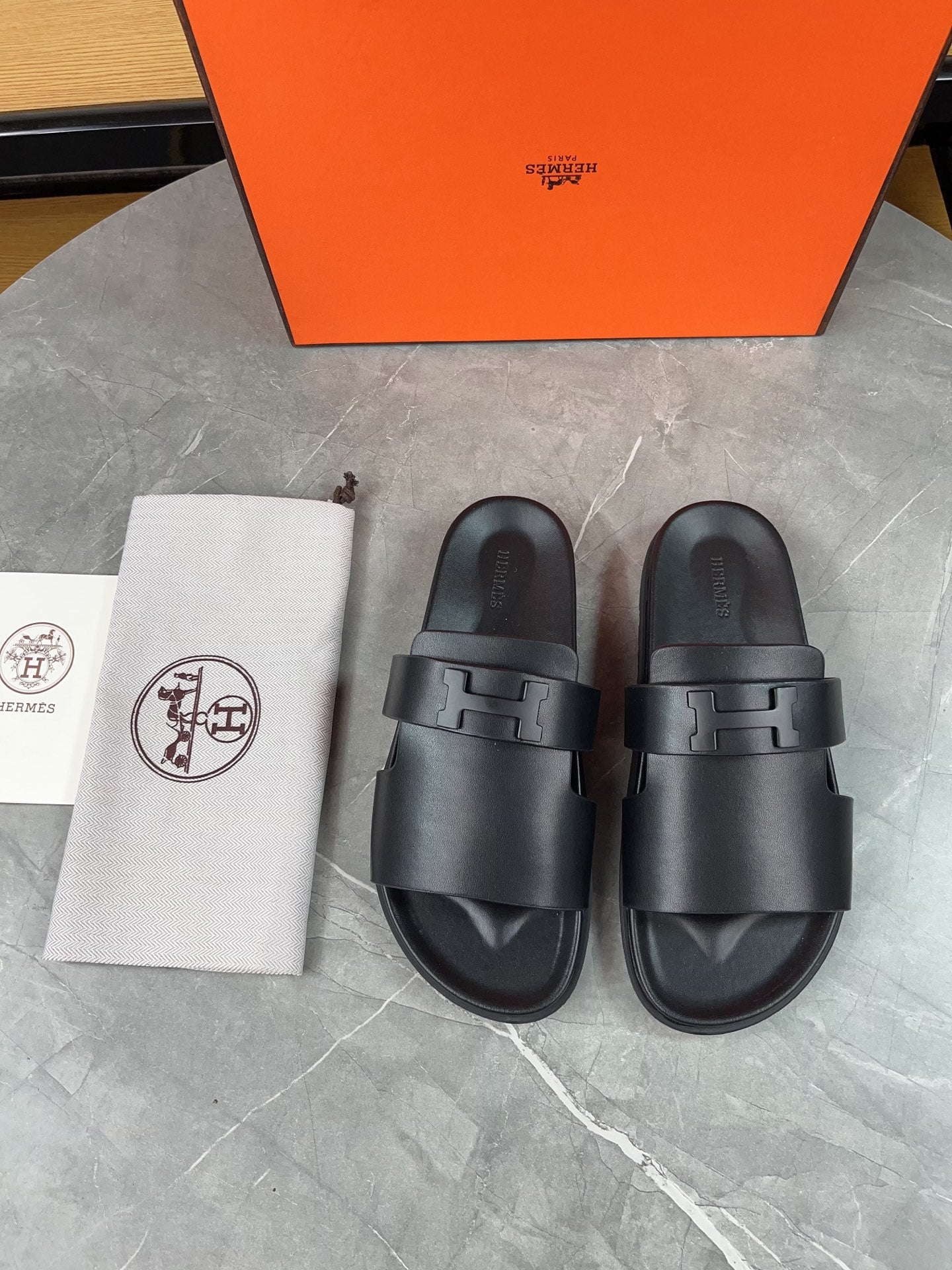 LuxluxHouse Best Quality Sandals Hermes
