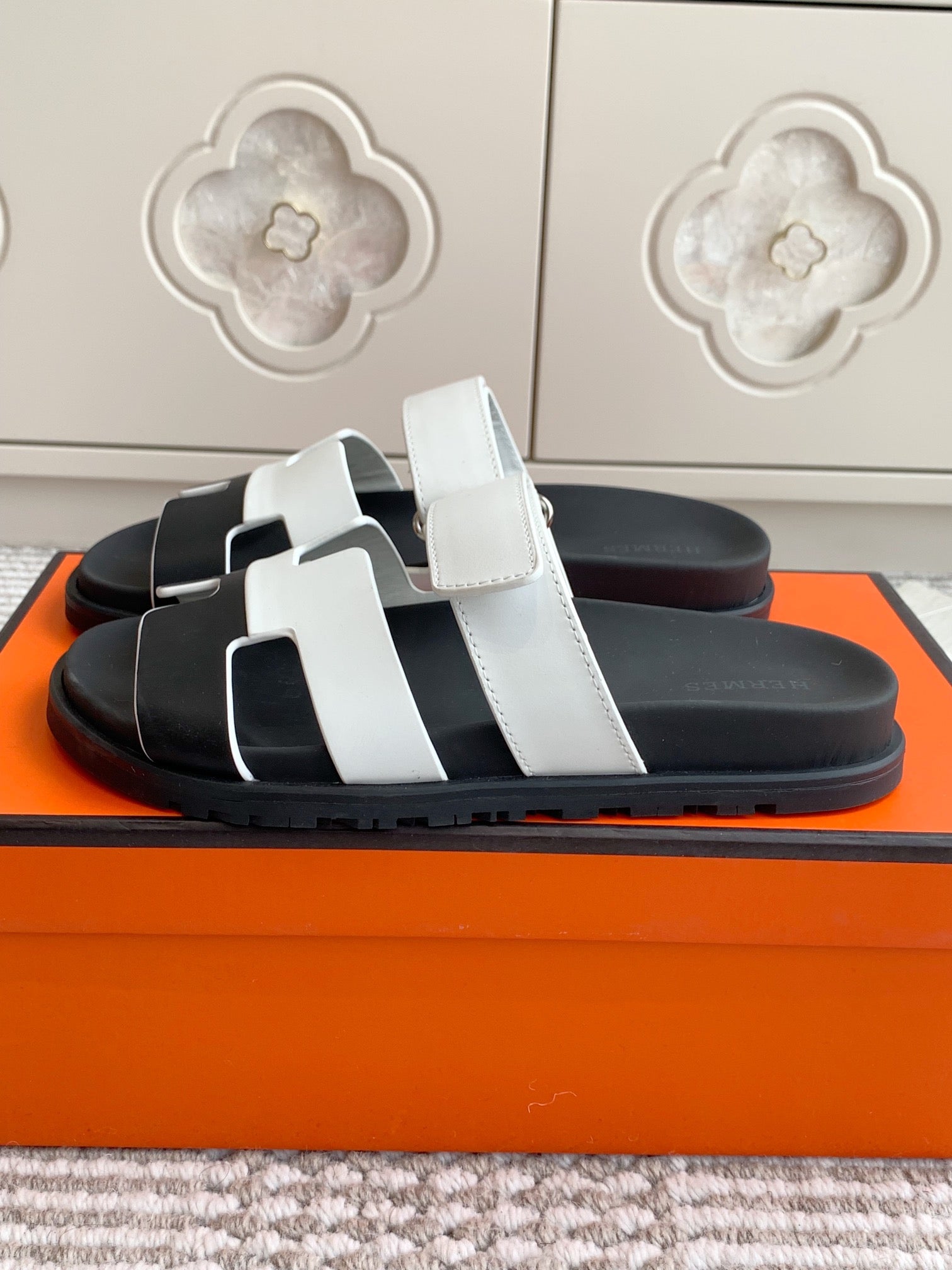 LuxluxHouse Best Quality Women Shoes Hermes