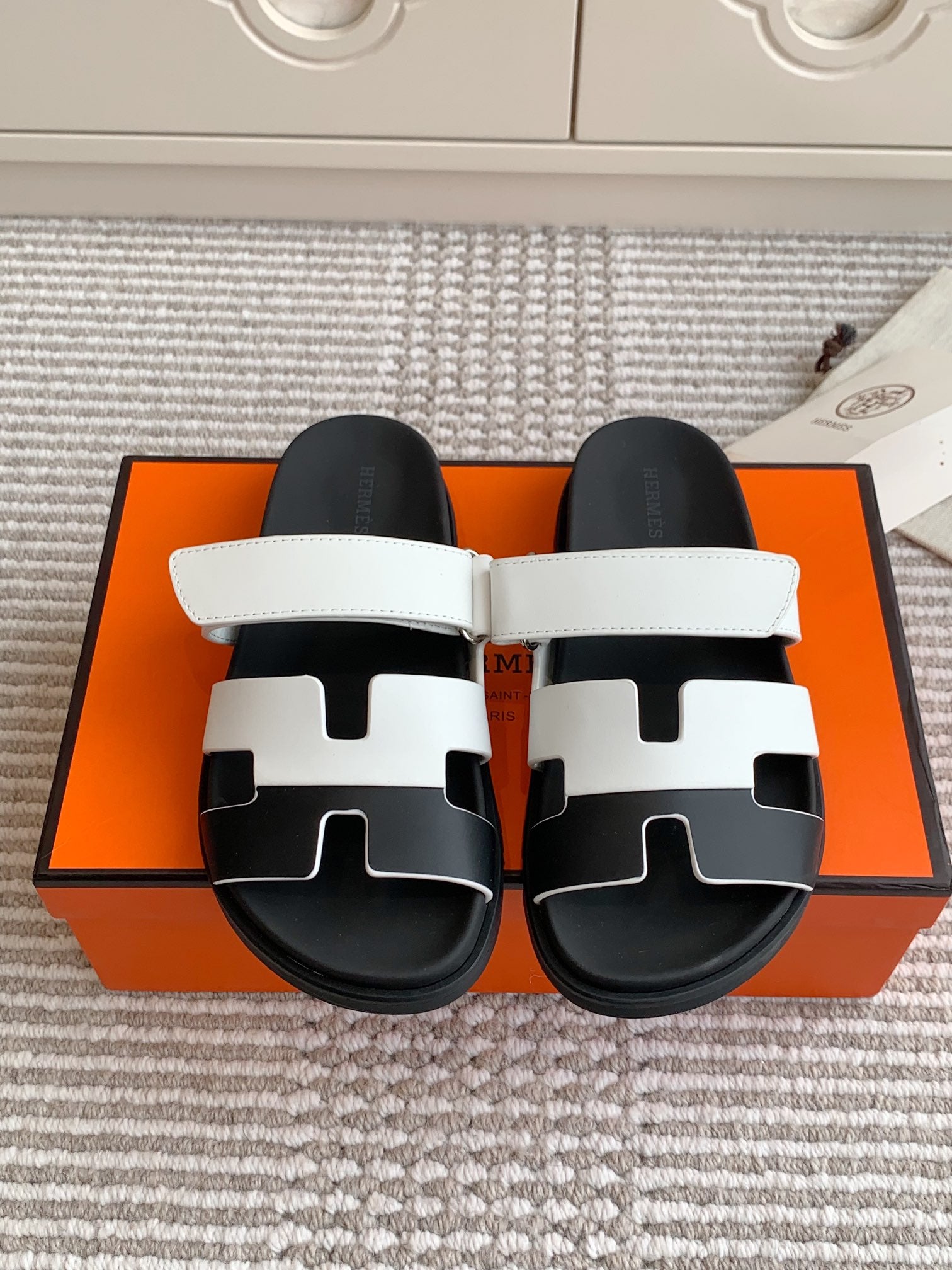 LuxluxHouse Best Quality Women Shoes Hermes