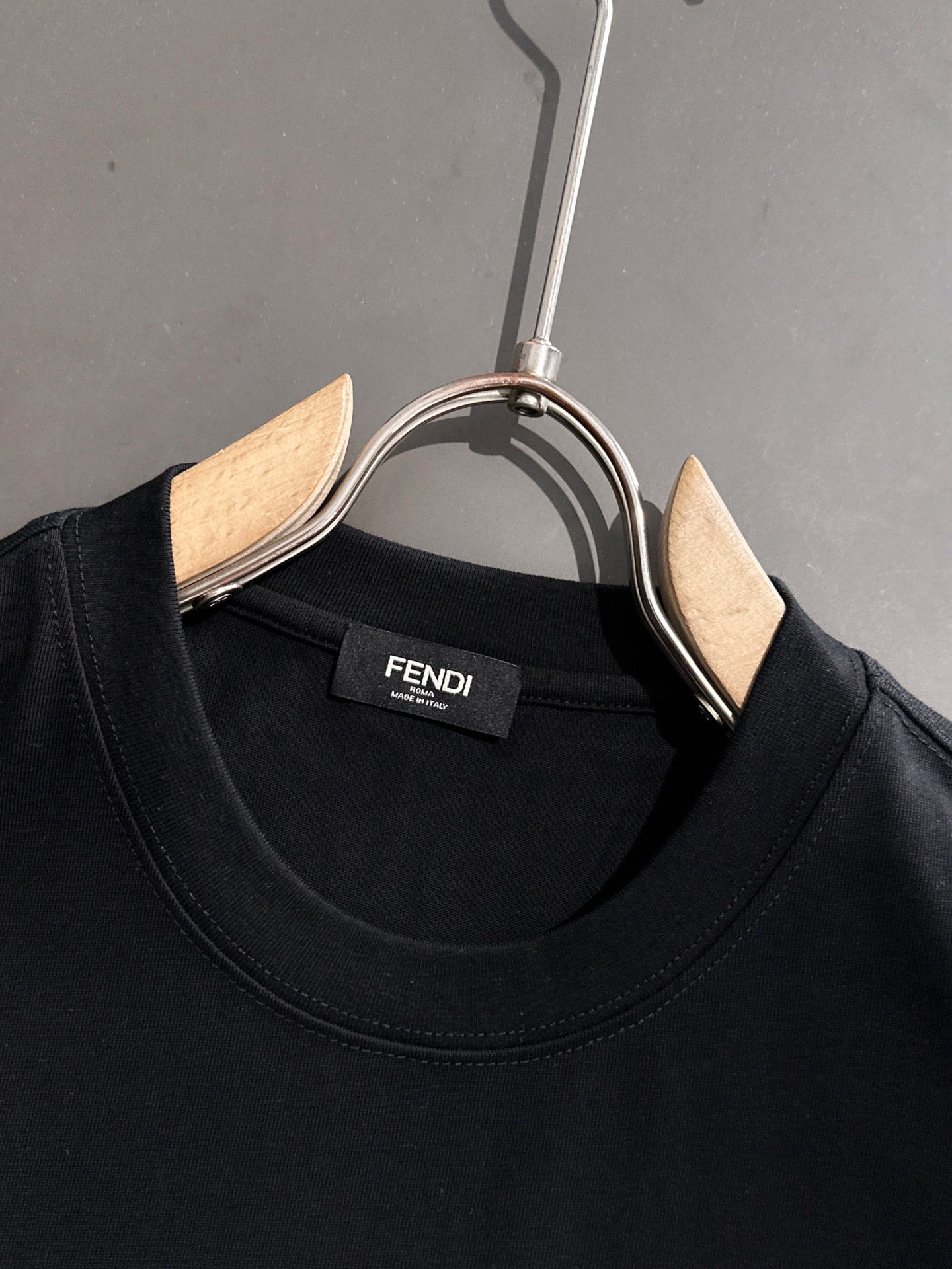 LuxluxHouse Best Quality Clothes Fendi T-shirt