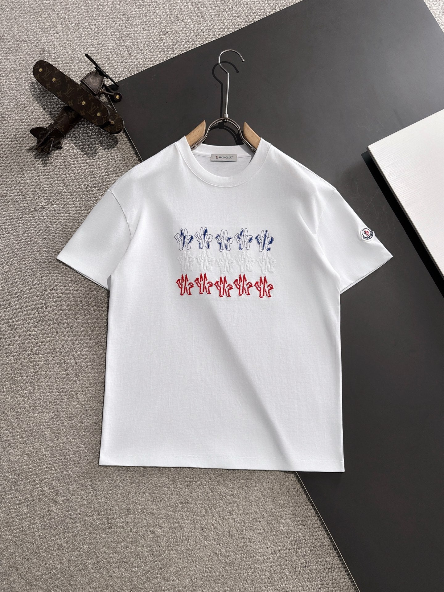 LuxluxHouse Best Quality Clothes T-shirt Moncler