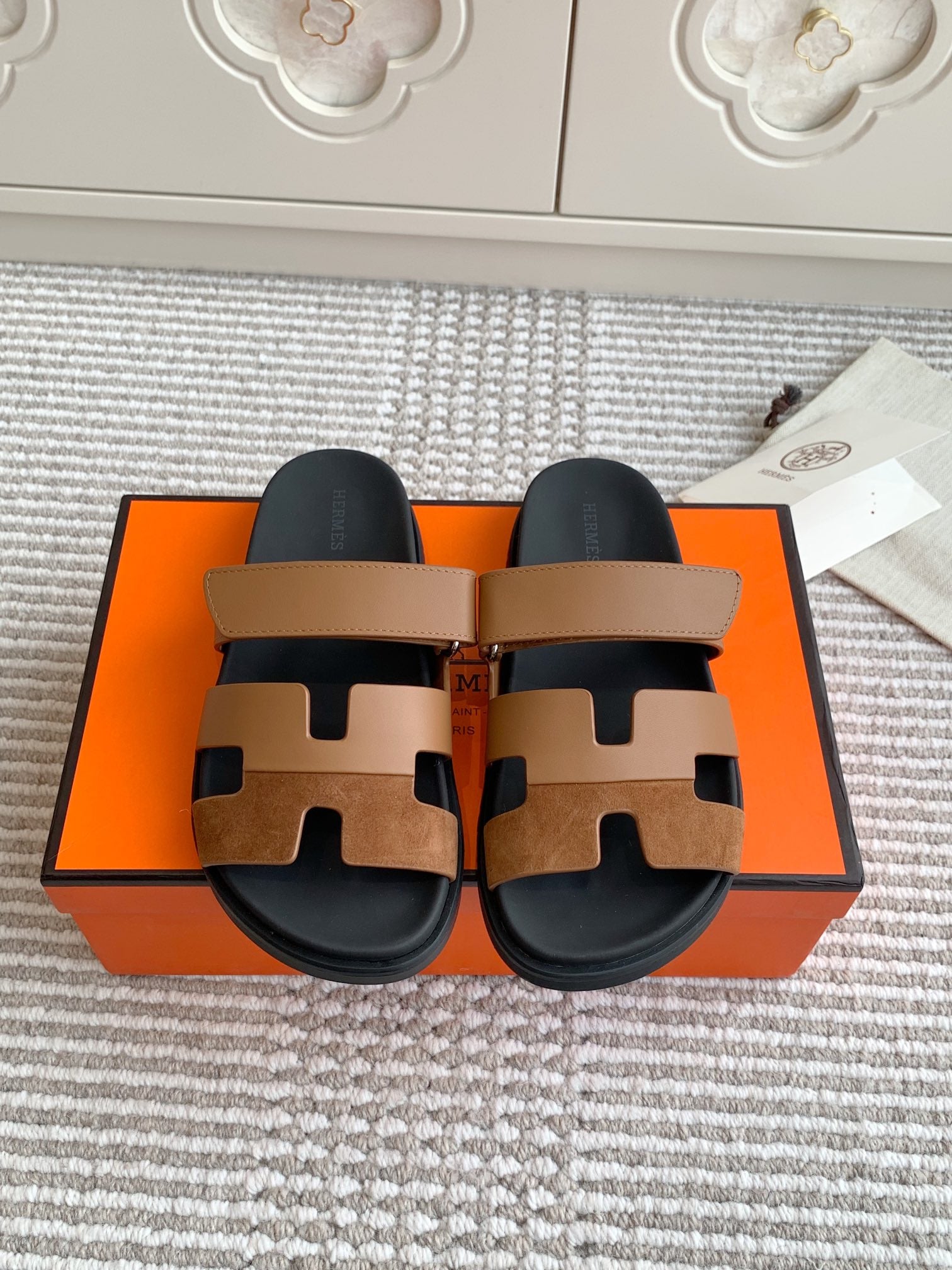 LuxluxHouse Best Quality Women Shoes Hermes