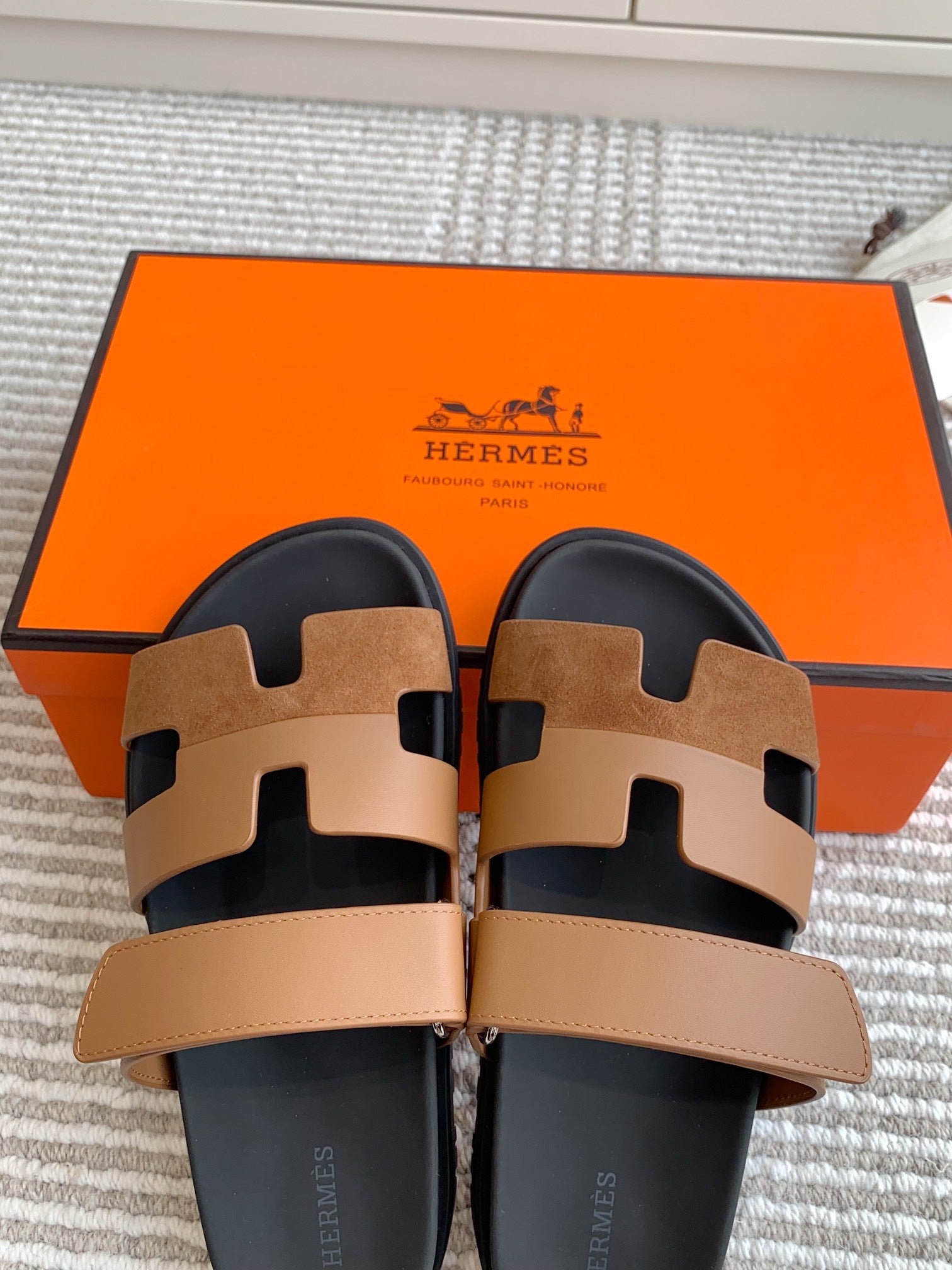 LuxluxHouse Best Quality Women Shoes Hermes