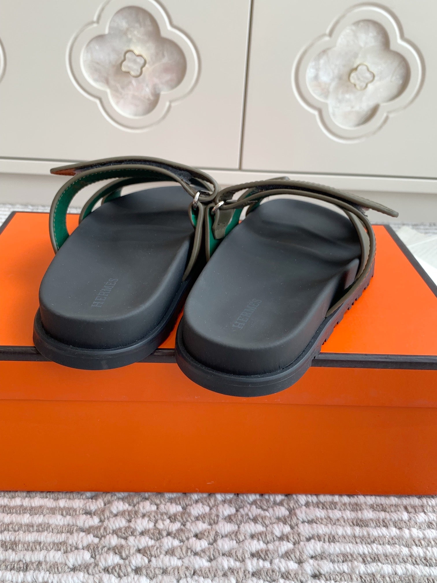 LuxluxHouse Best Quality Women Shoes Hermes