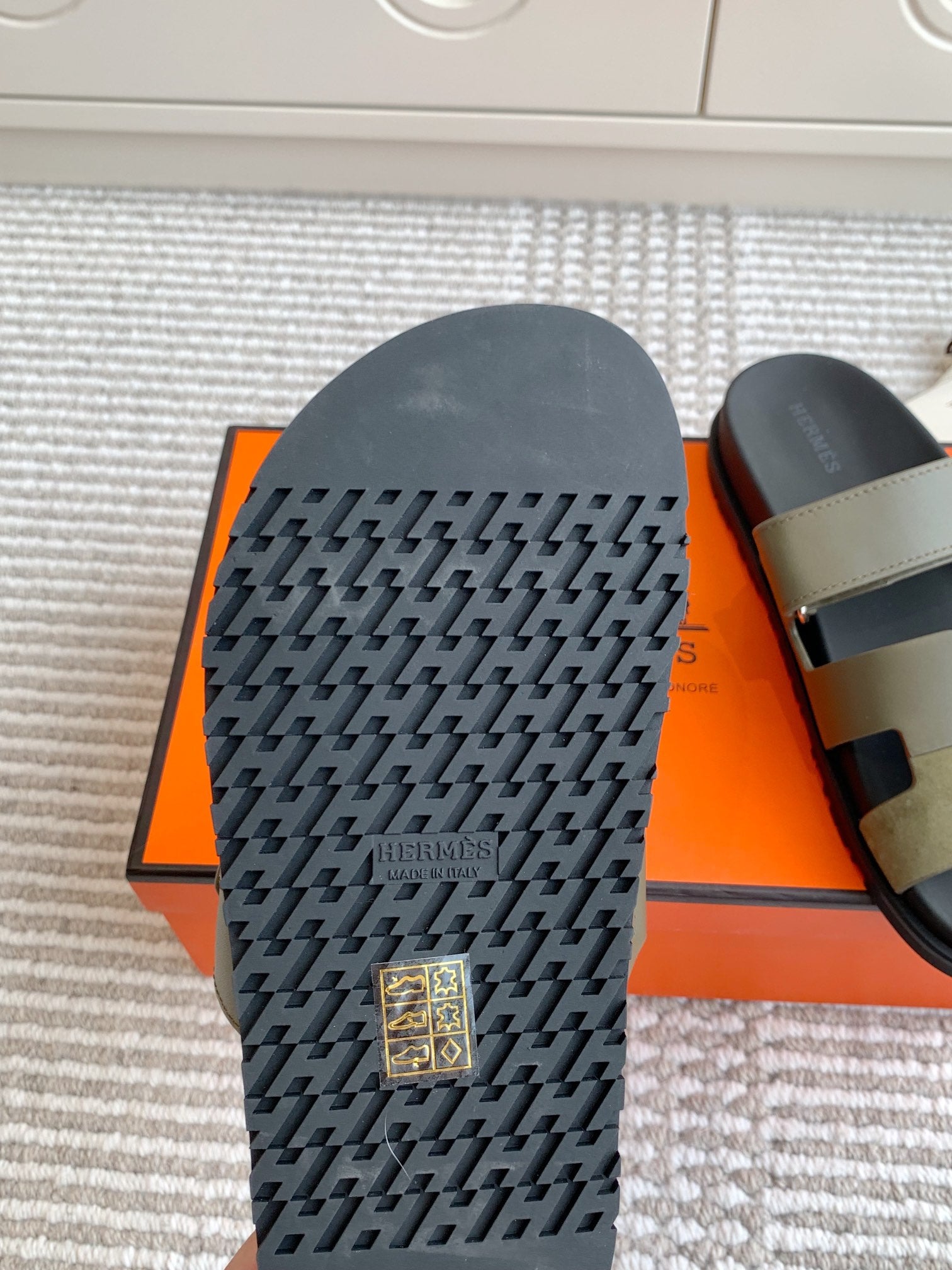 LuxluxHouse Best Quality Women Shoes Hermes