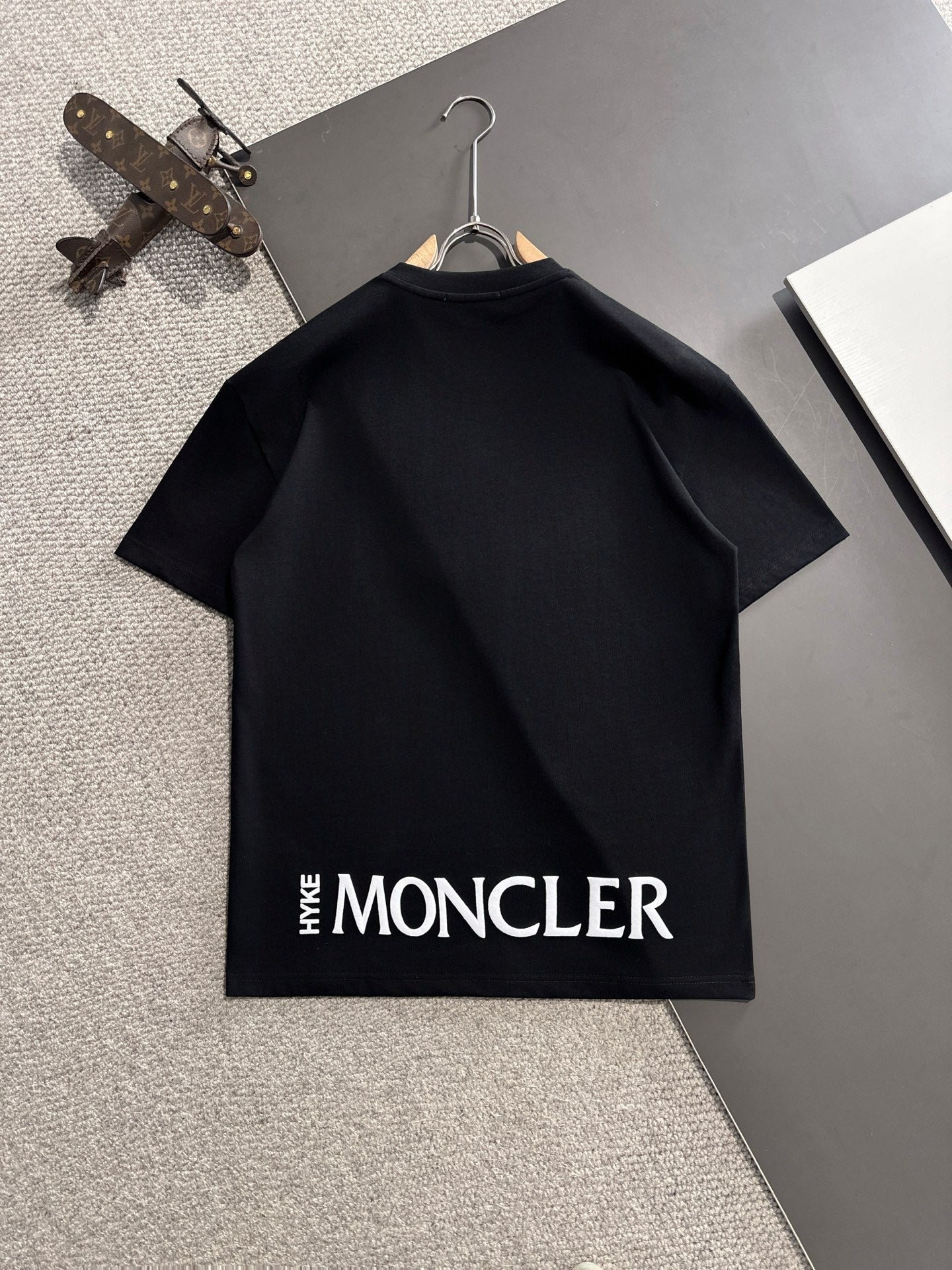 LuxluxHouse Best Quality Clothes T-shirt Moncler