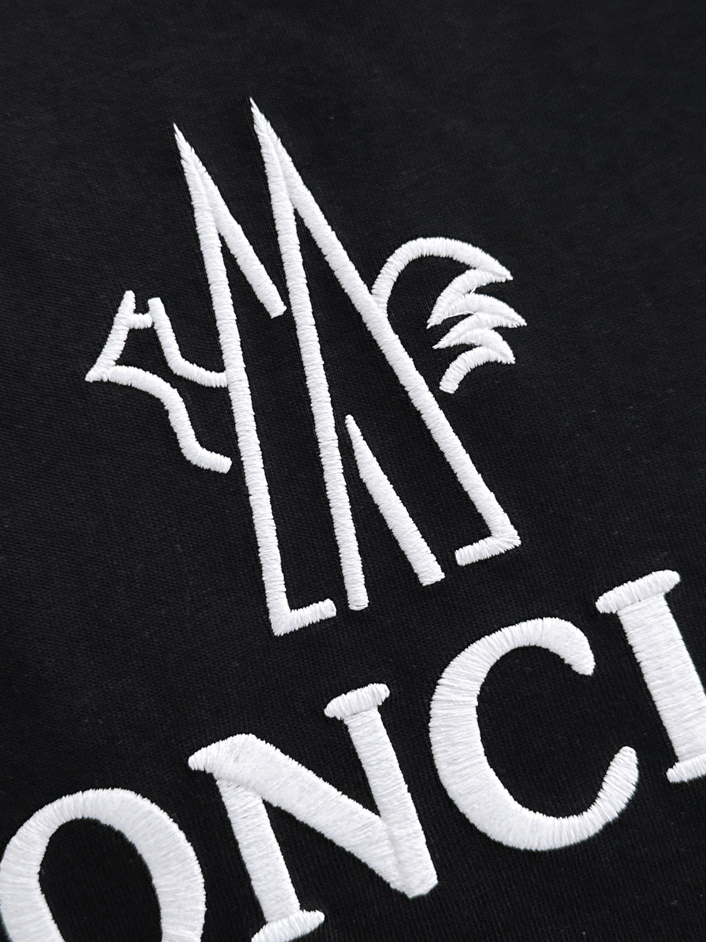 LuxluxHouse Best Quality Clothes T-shirt Moncler