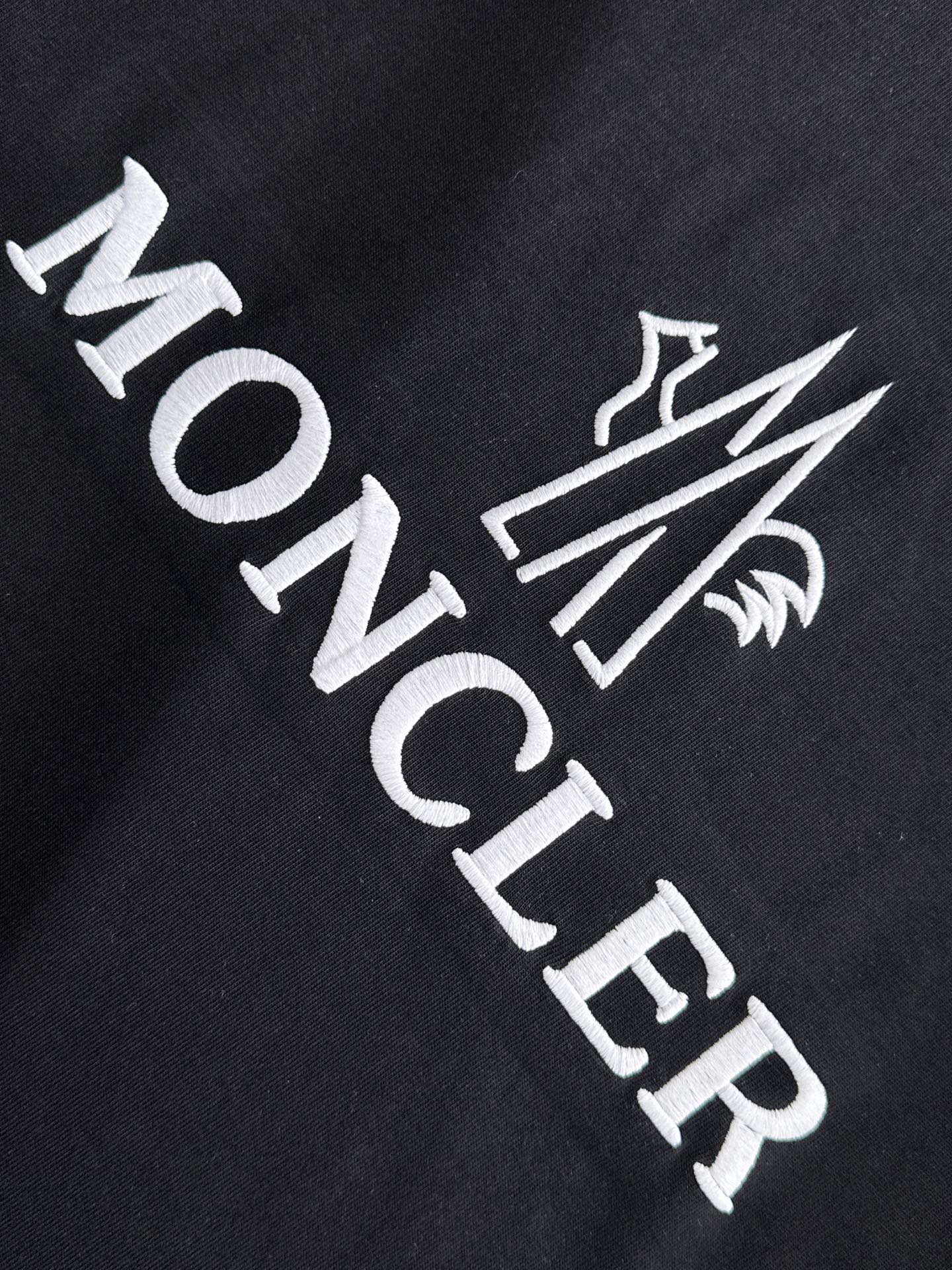 LuxluxHouse Best Quality Clothes T-shirt Moncler
