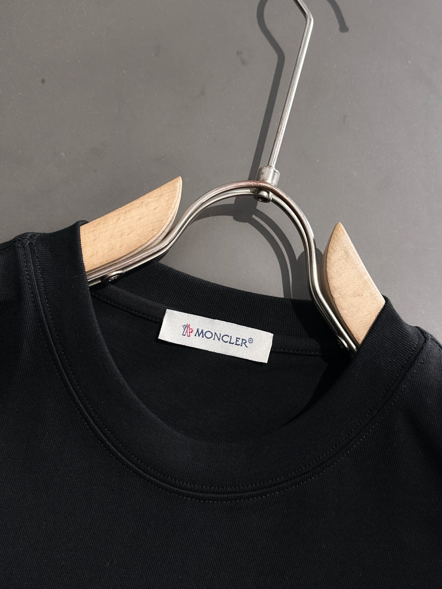 LuxluxHouse Best Quality Clothes T-shirt Moncler