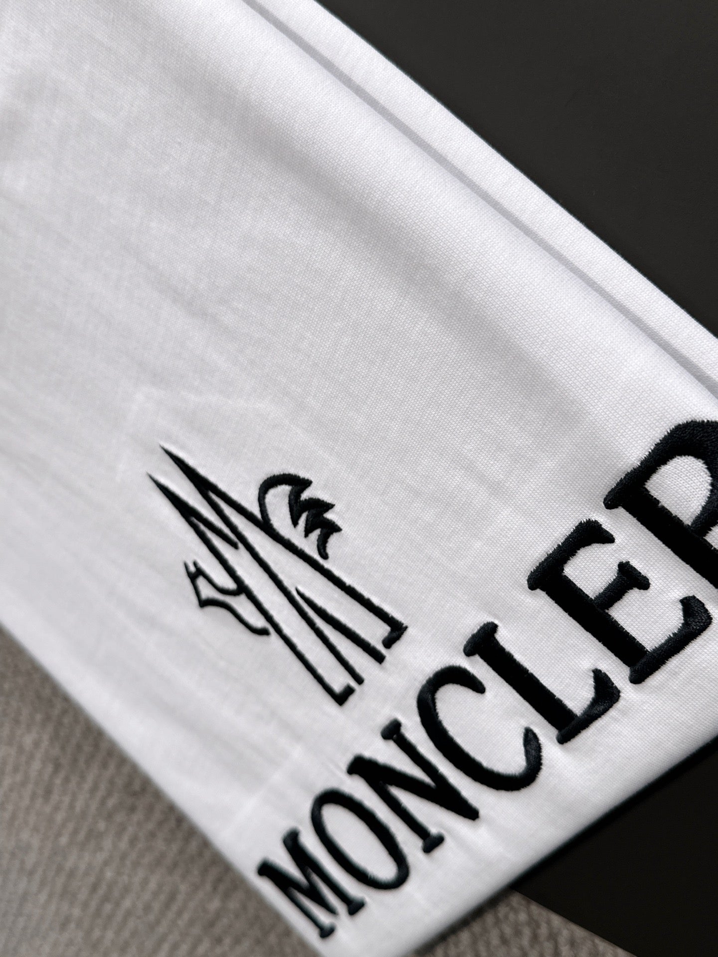 LuxluxHouse Best Quality Clothes T-shirt Moncler