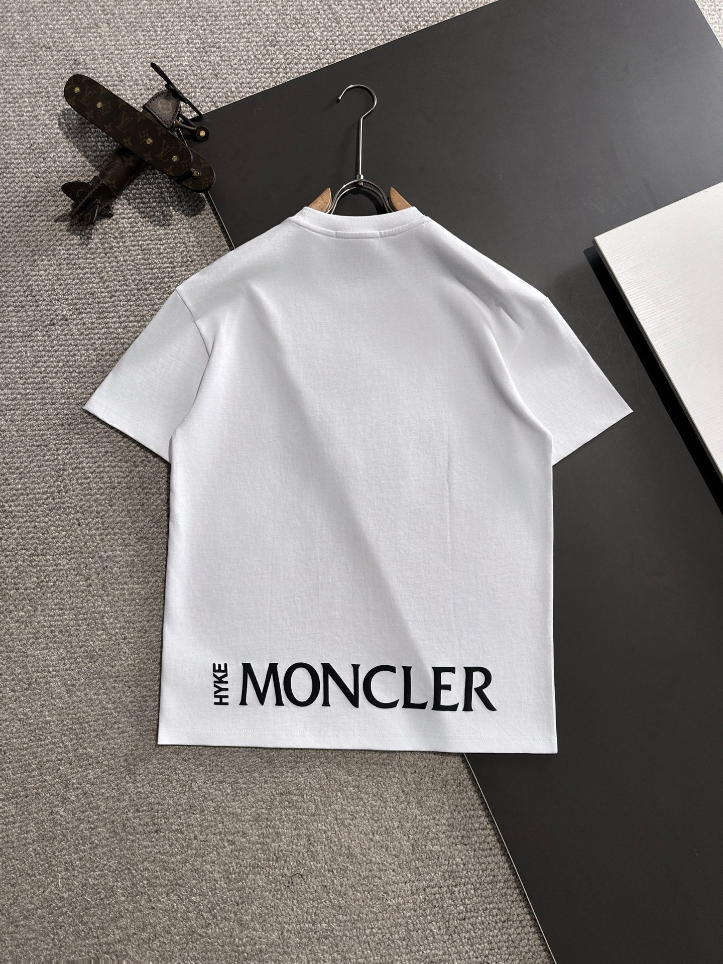 LuxluxHouse Best Quality Clothes T-shirt Moncler