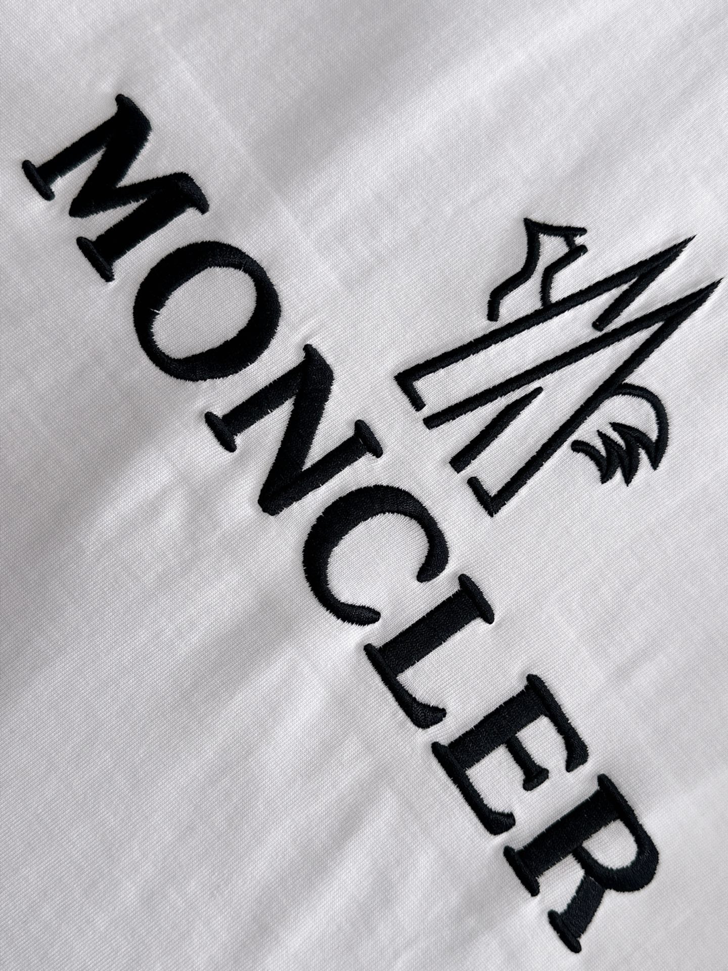 LuxluxHouse Best Quality Clothes T-shirt Moncler