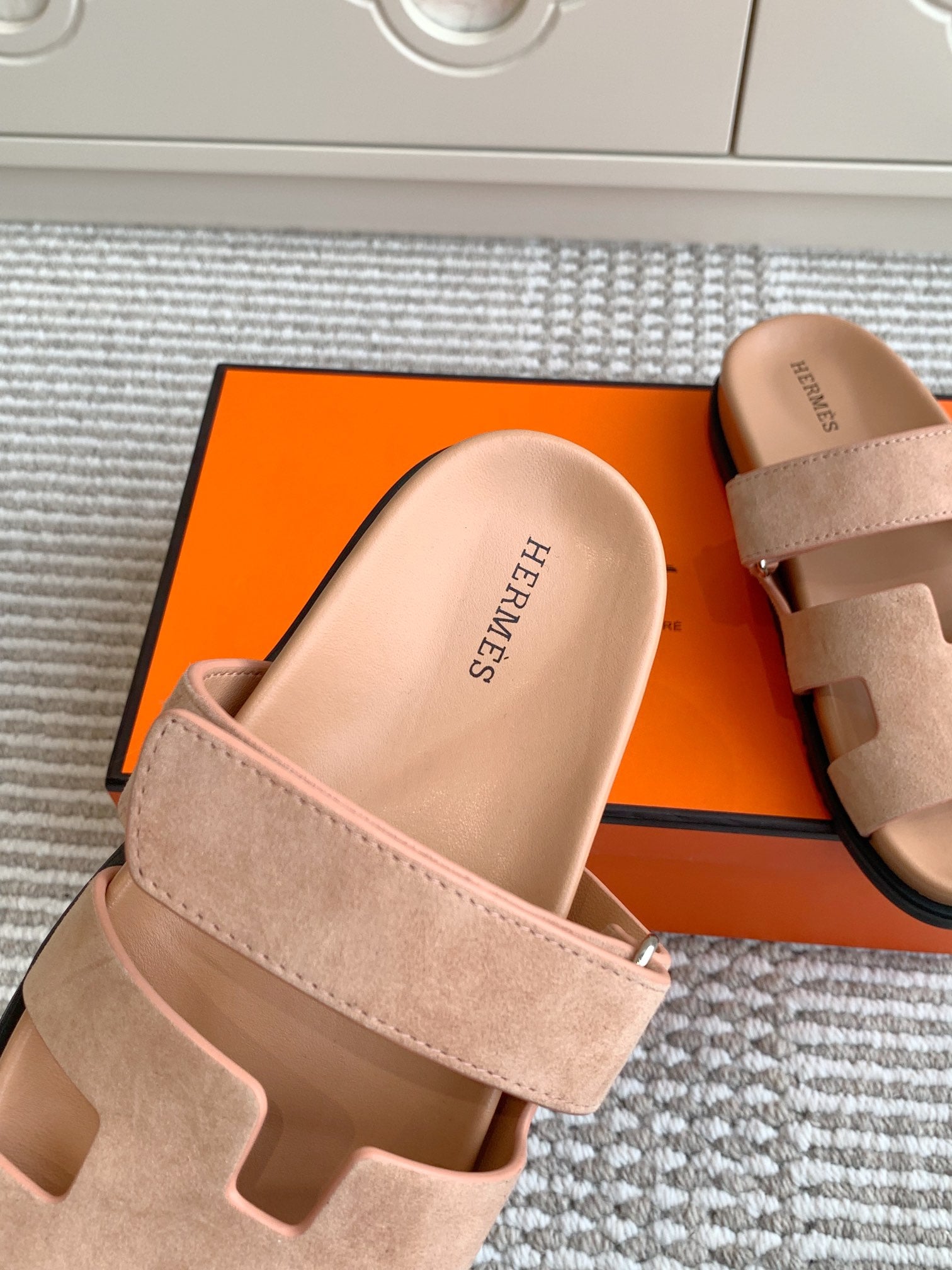 LuxluxHouse Best Quality Women Shoes Hermes