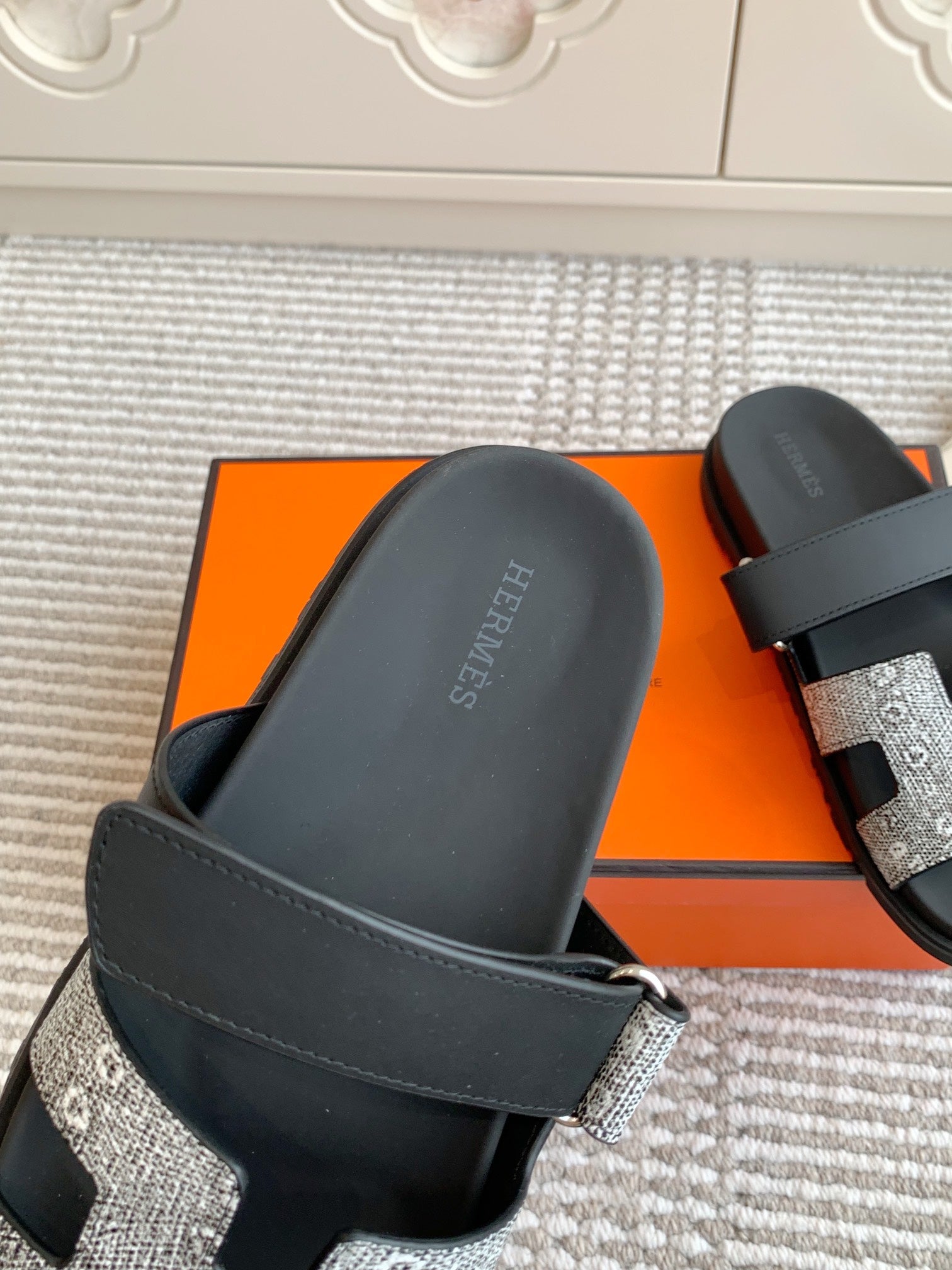 LuxluxHouse Best Quality Women Shoes Hermes