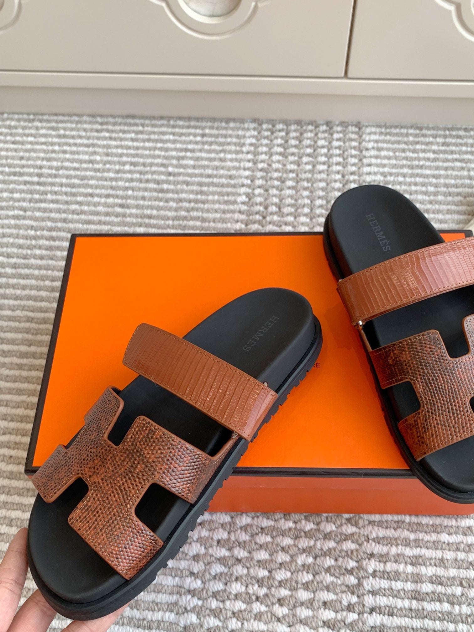 LuxluxHouse Best Quality Women Shoes Hermes