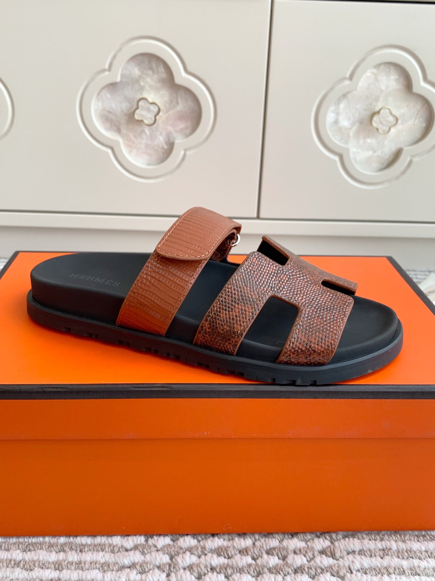 LuxluxHouse Best Quality Women Shoes Hermes