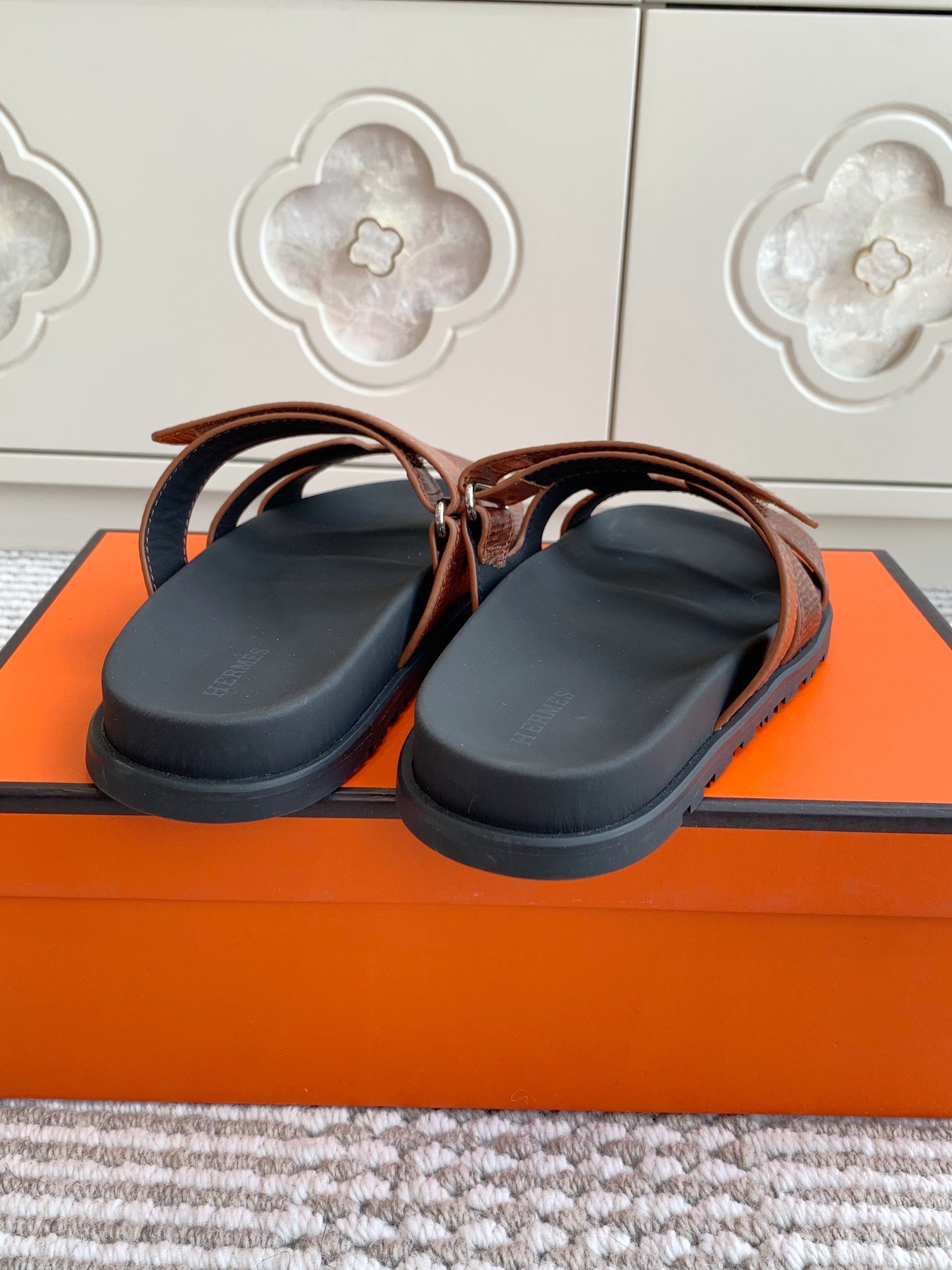 LuxluxHouse Best Quality Women Shoes Hermes