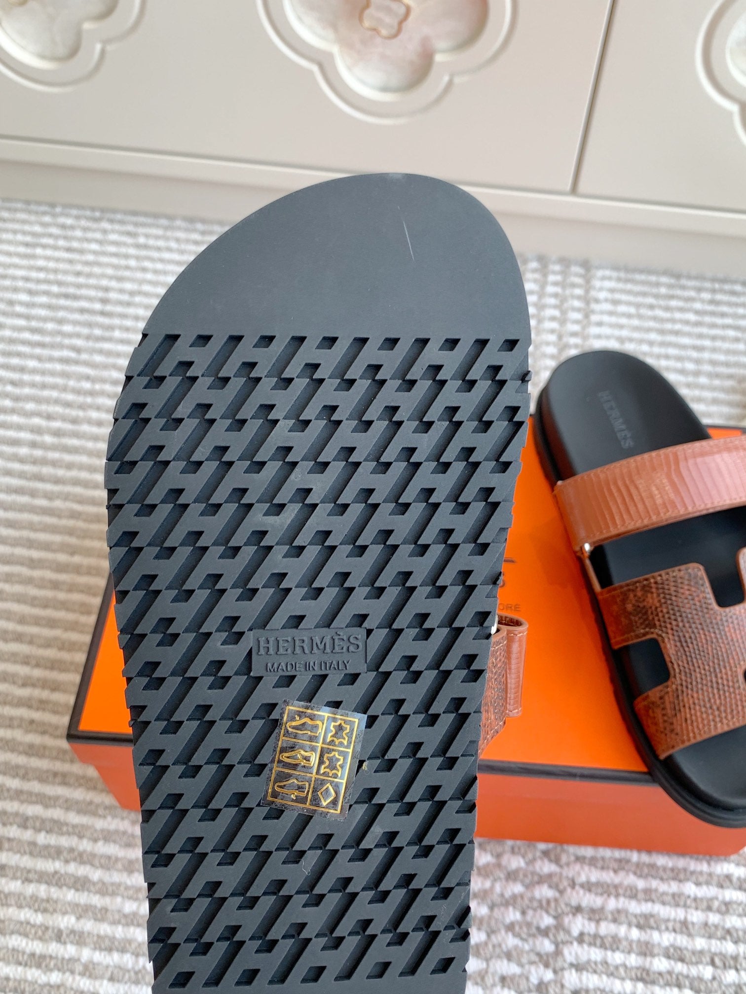 LuxluxHouse Best Quality Women Shoes Hermes