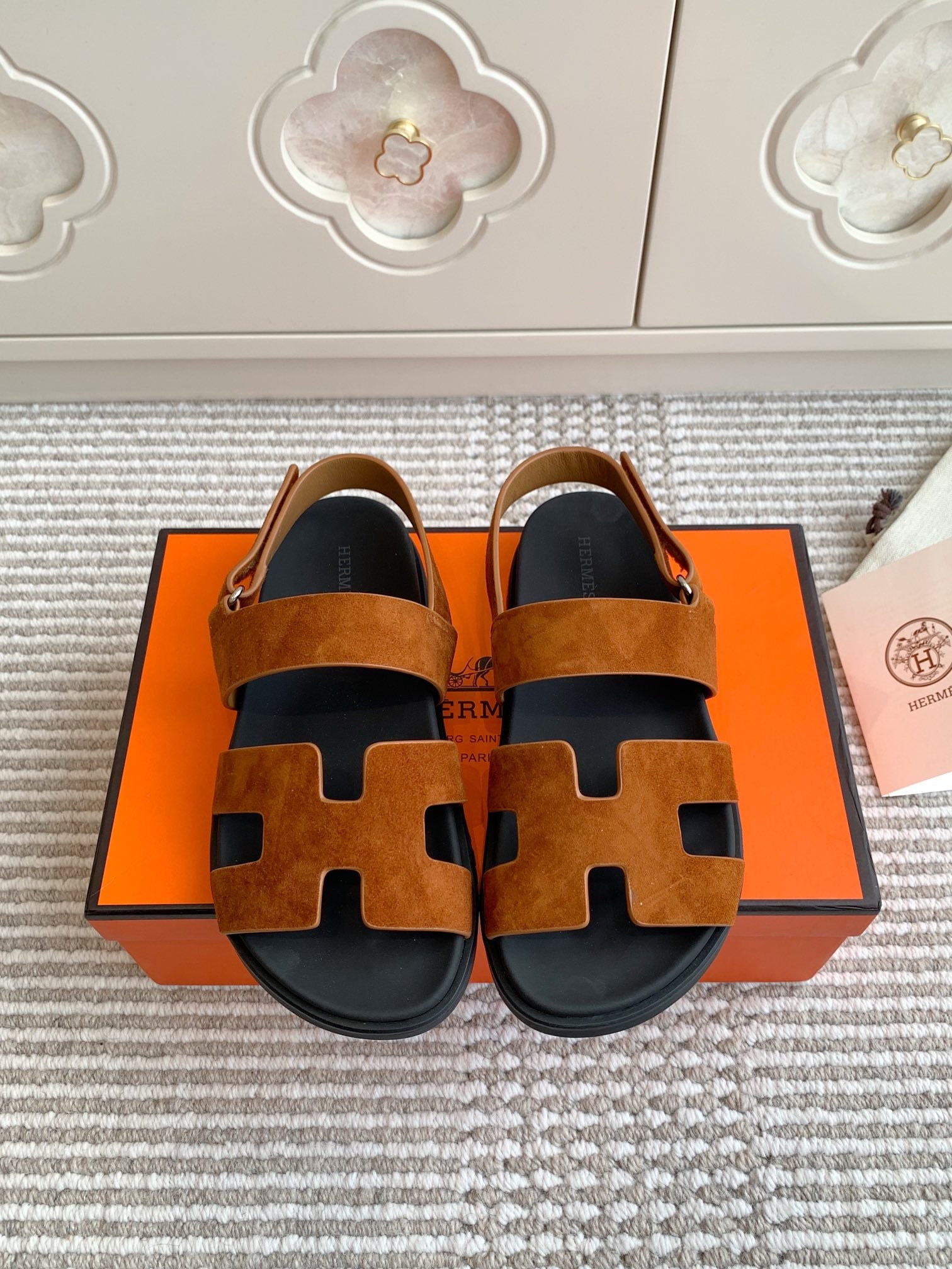 LuxluxHouse Best Quality Women Shoes Hermes
