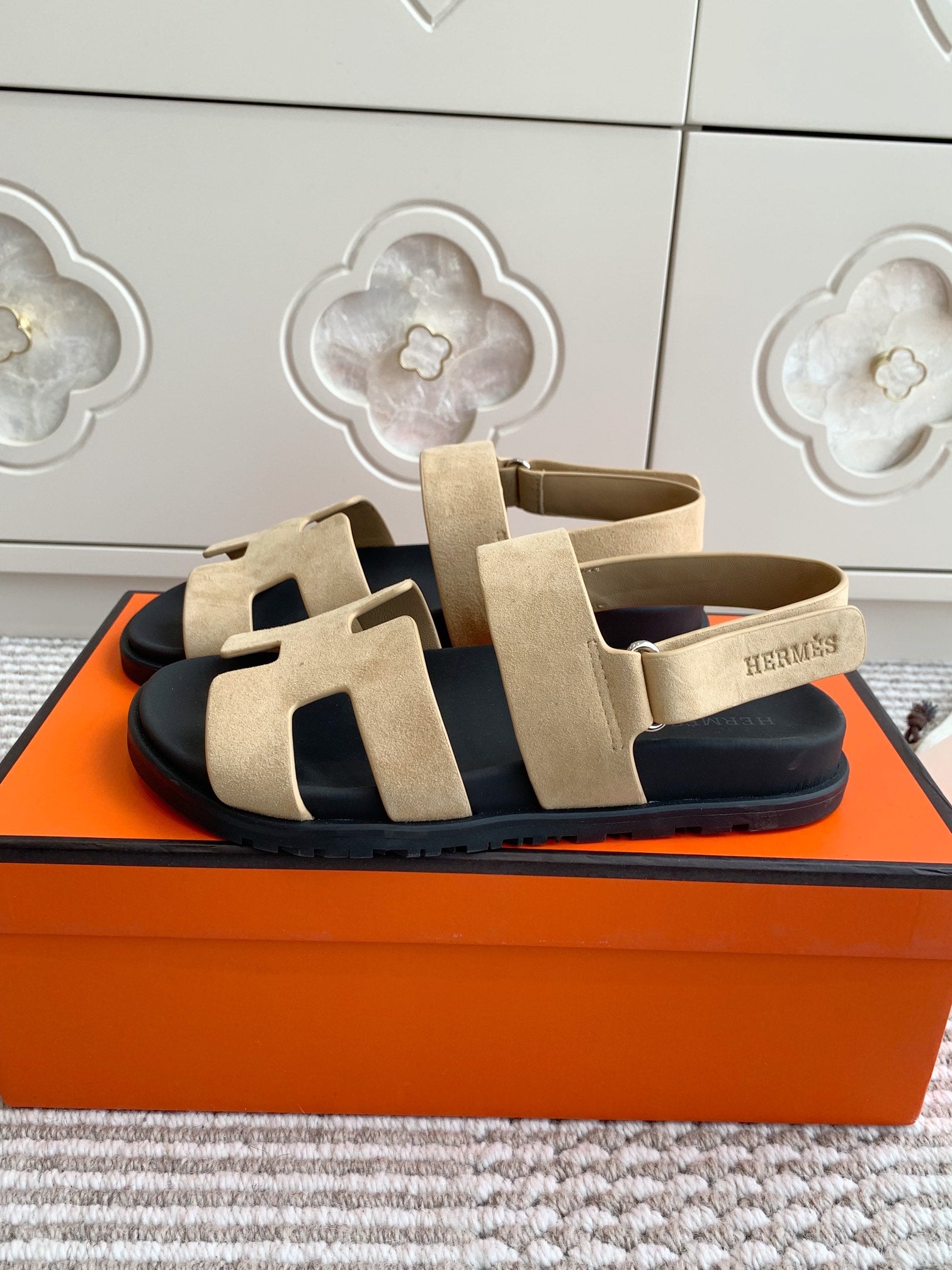LuxluxHouse Best Quality Women Shoes Hermes