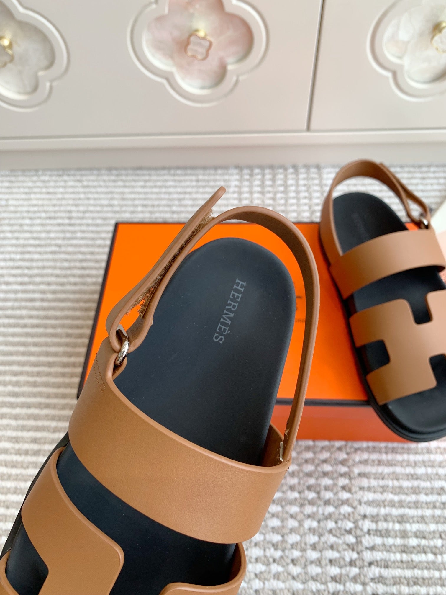 LuxluxHouse Best Quality Women Shoes Hermes