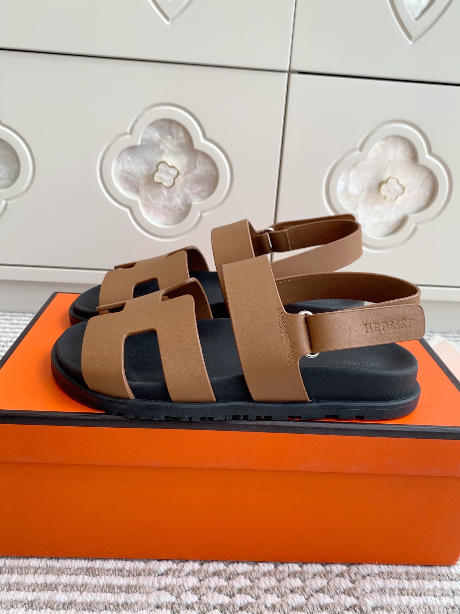 LuxluxHouse Best Quality Women Shoes Hermes