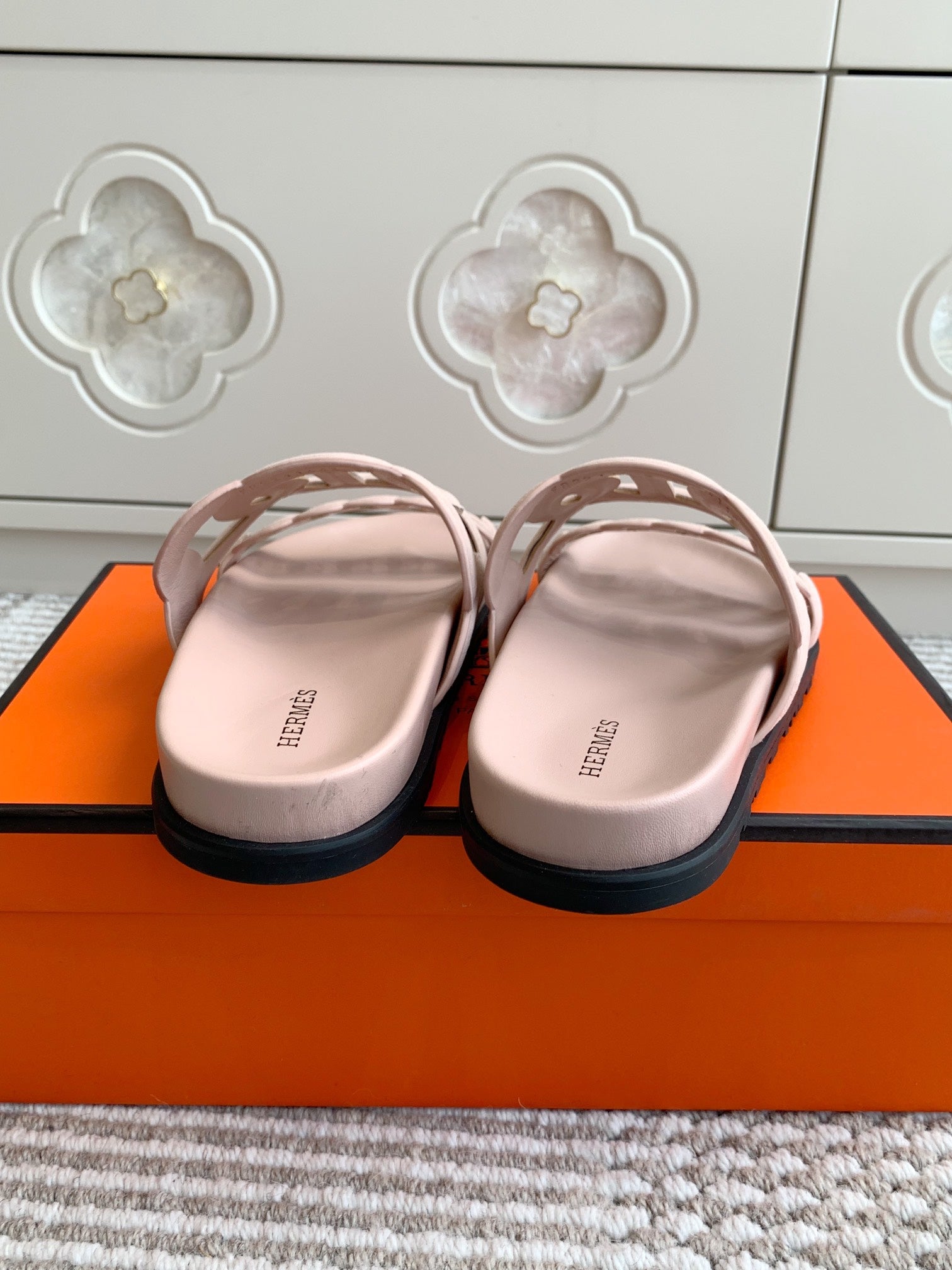 LuxluxHouse Best Quality Women Shoes Hermes