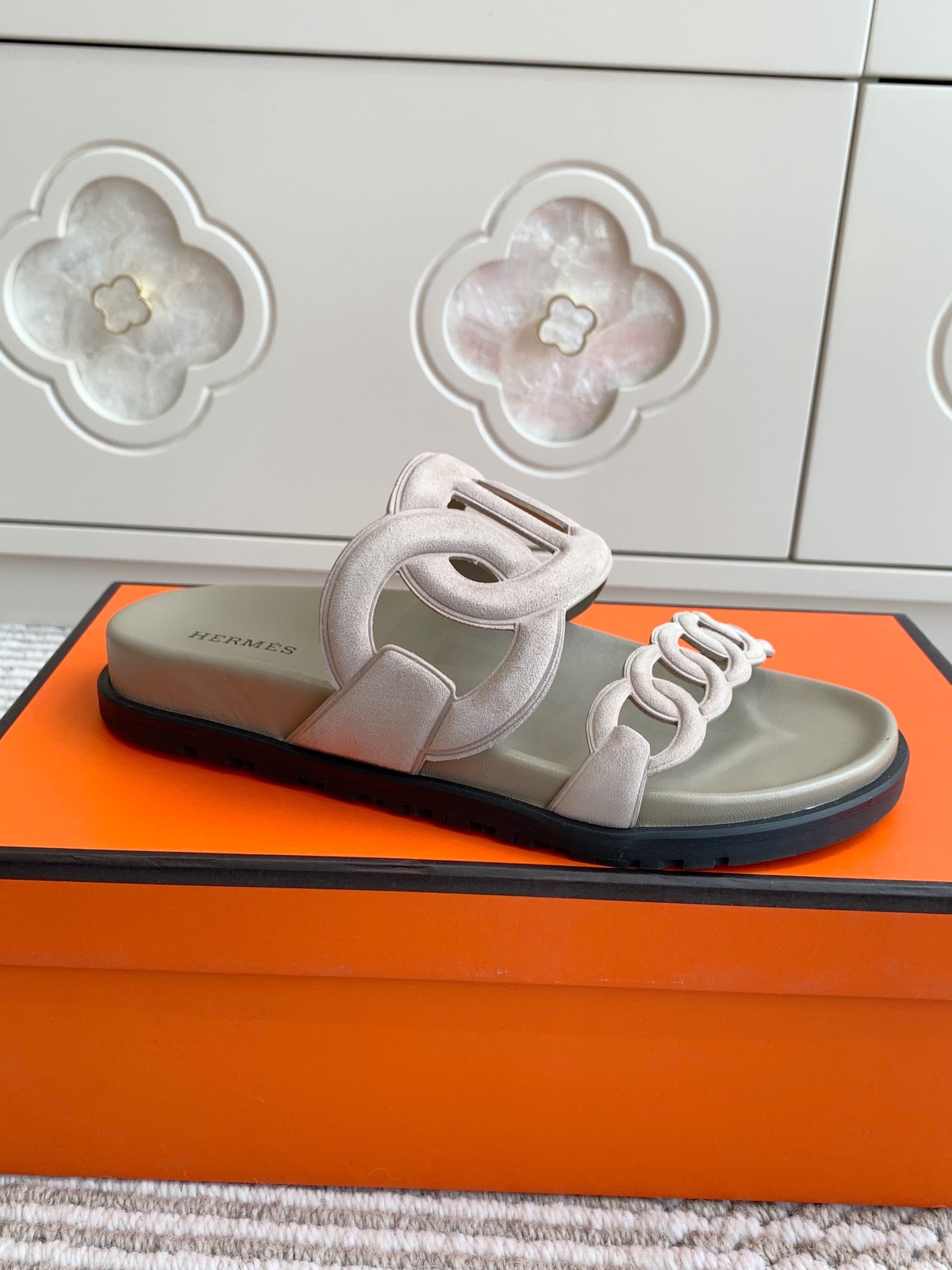 LuxluxHouse Best Quality Women Shoes Hermes