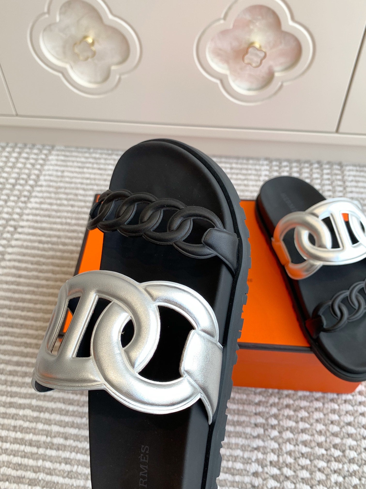 LuxluxHouse Best Quality Women Shoes Hermes