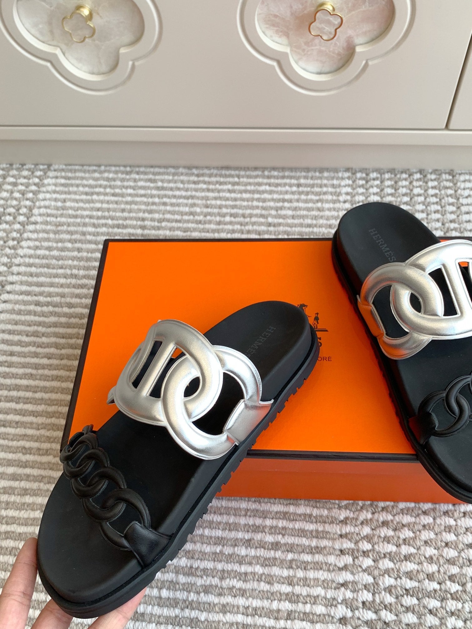 LuxluxHouse Best Quality Women Shoes Hermes