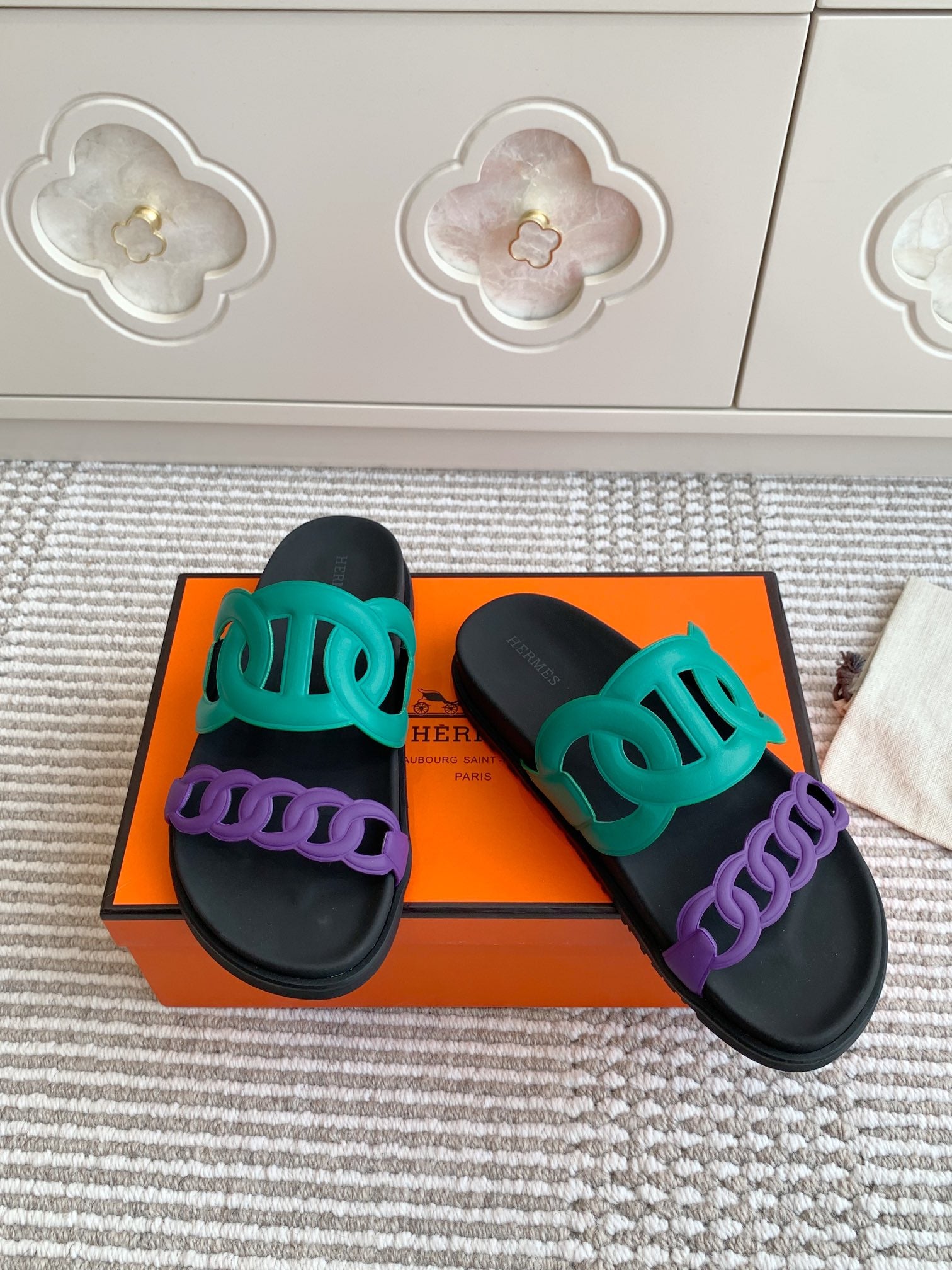 LuxluxHouse Best Quality Women Shoes Hermes