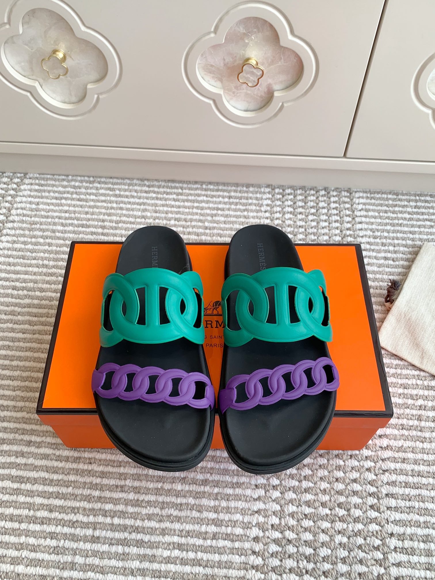 LuxluxHouse Best Quality Women Shoes Hermes