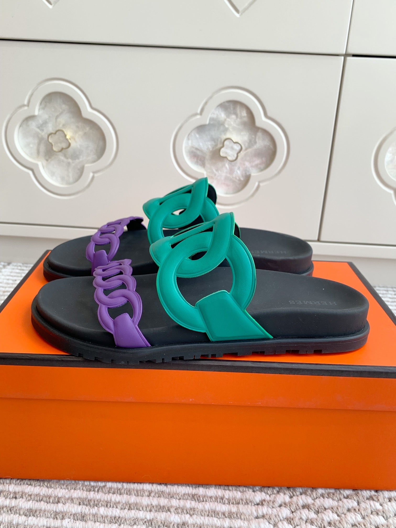 LuxluxHouse Best Quality Women Shoes Hermes