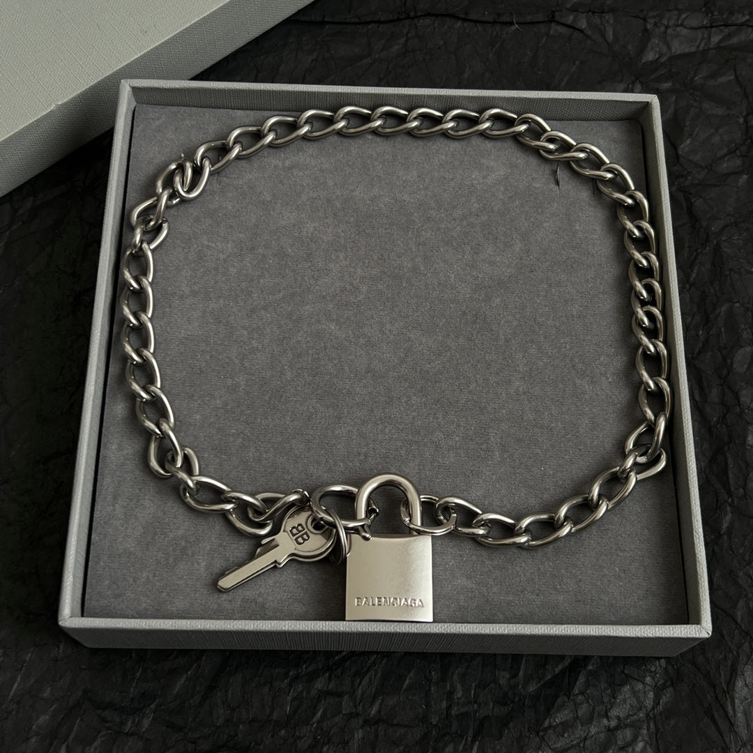 LuxluxHouse Best Quality Accessories Necklace Balenciaga