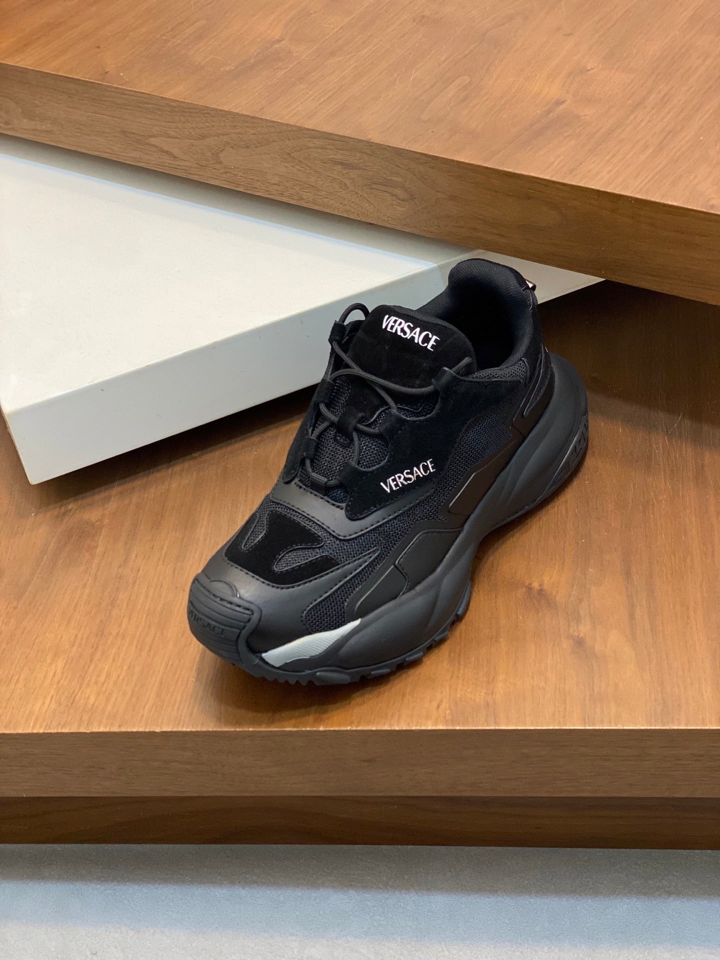 LuxluxHouse Best Quality Shoes Versace