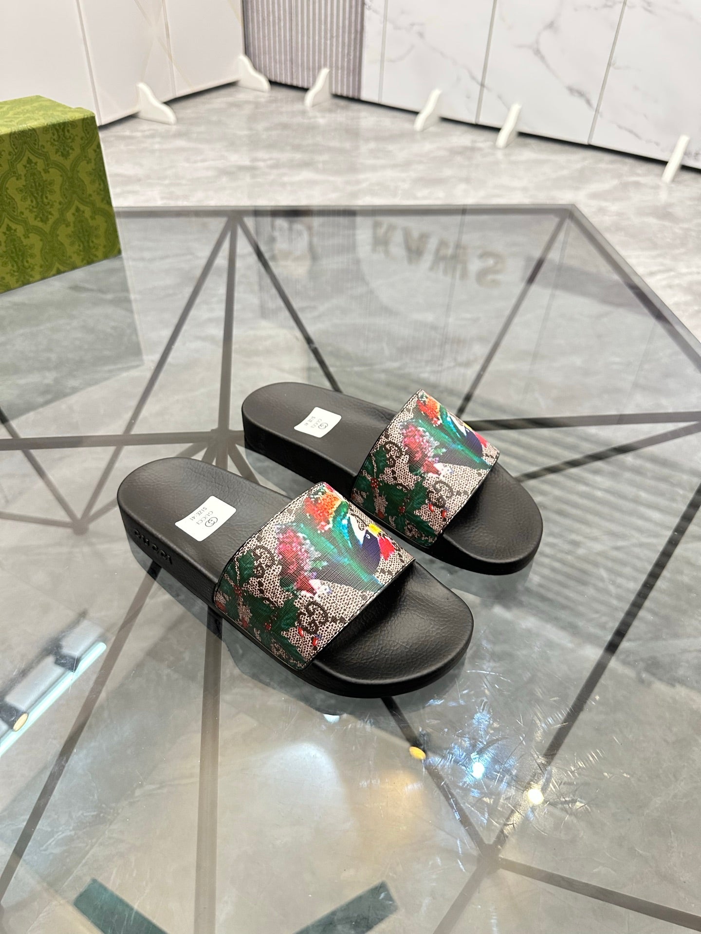 LuxluxHouse Best Quality Sandals Gucci