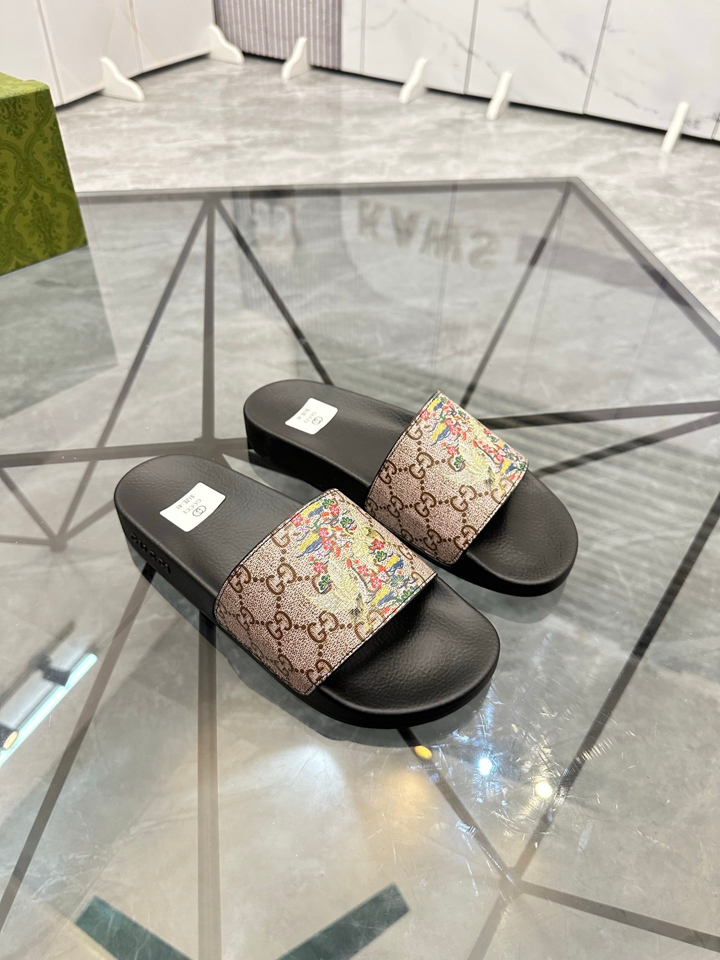 LuxluxHouse Best Quality Sandals Gucci