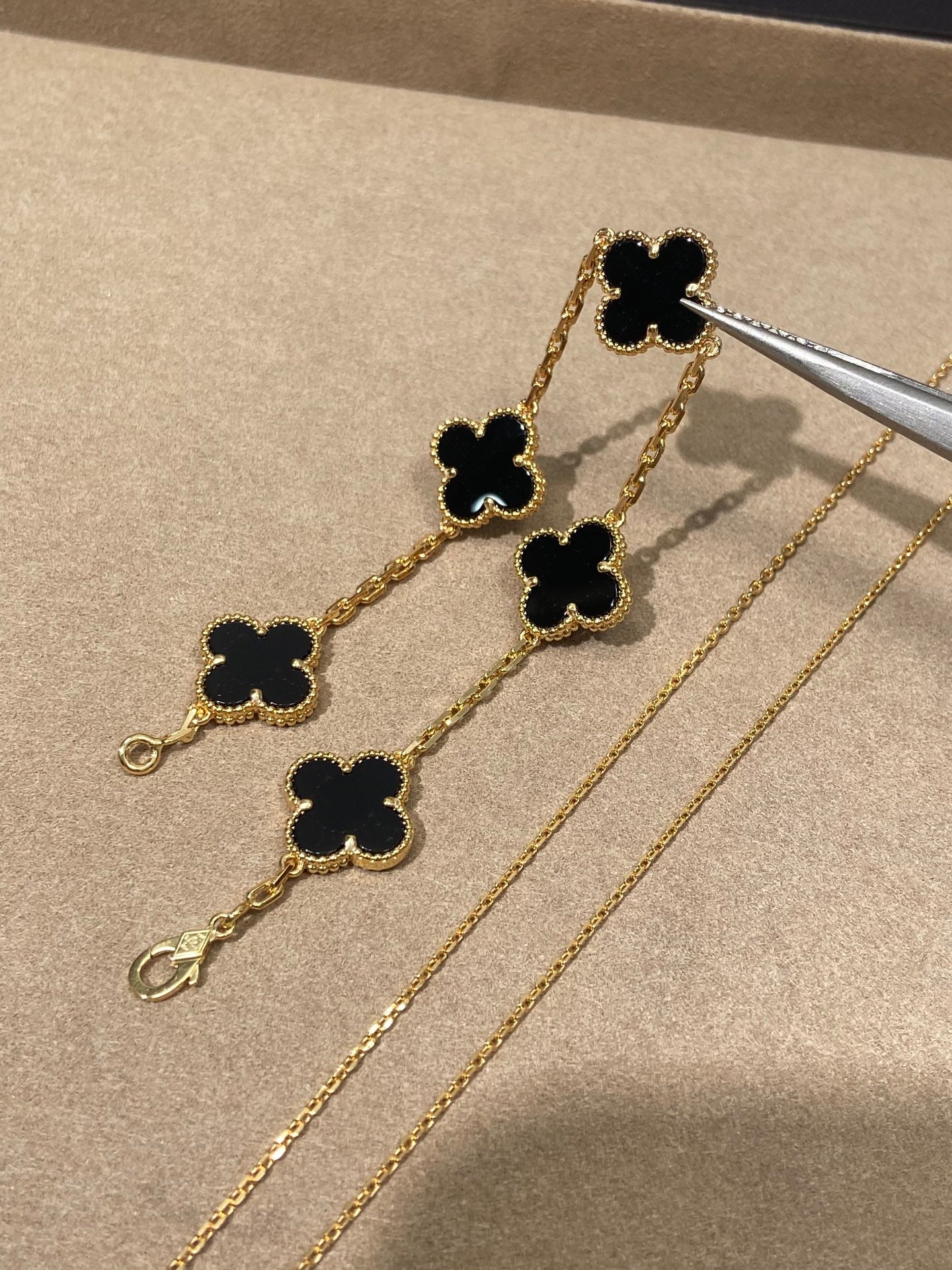 LuxluxHouse Best Quality Accessories Van Cleef & Arpels