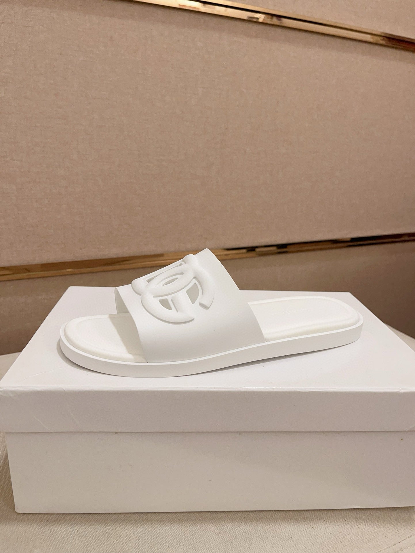 LuxluxHouse Best Quality Sandals Dolce & Gabbana