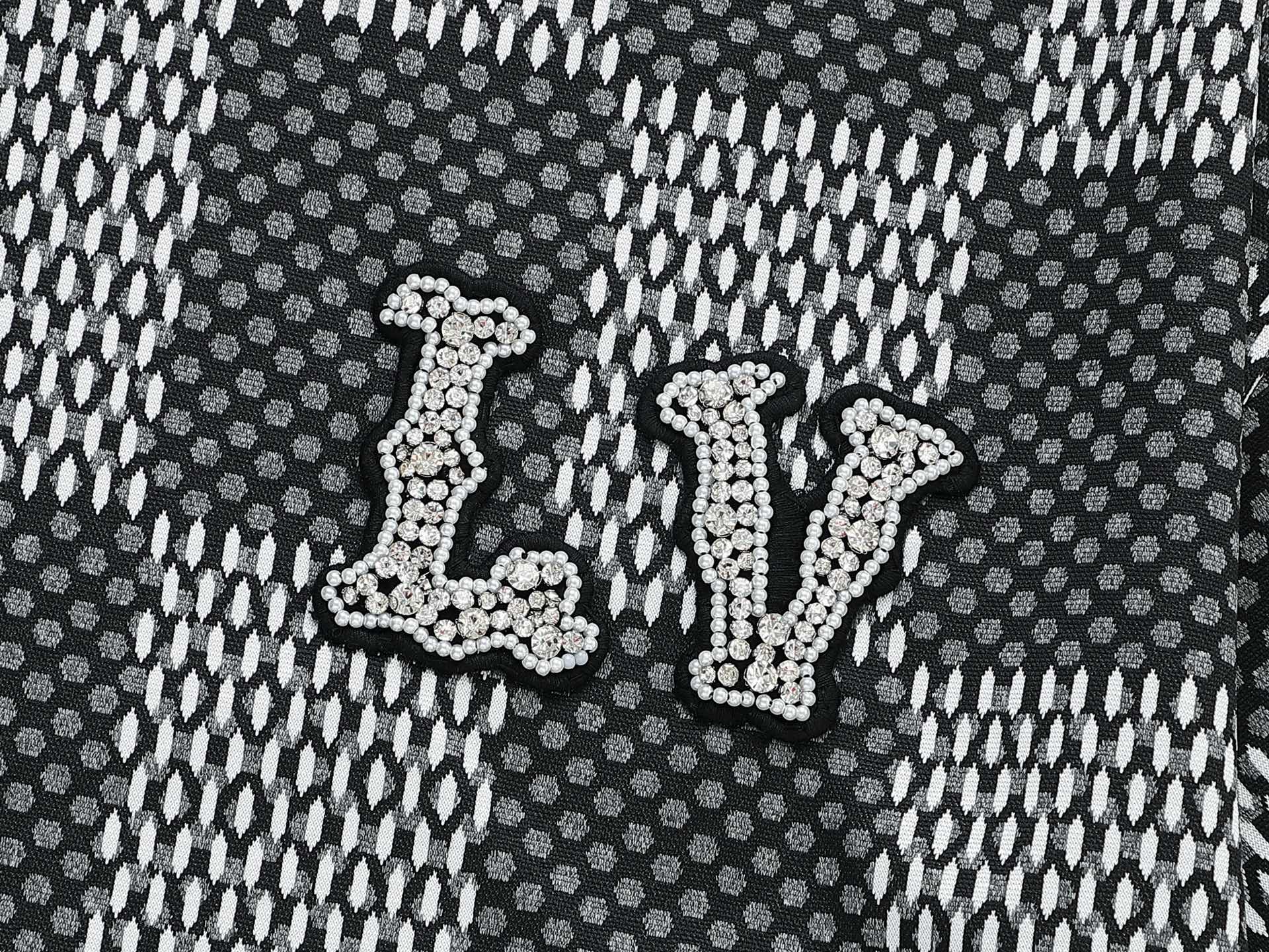 LuxluxHouse Best Quality Clothes T-shirt Louis Vuitton