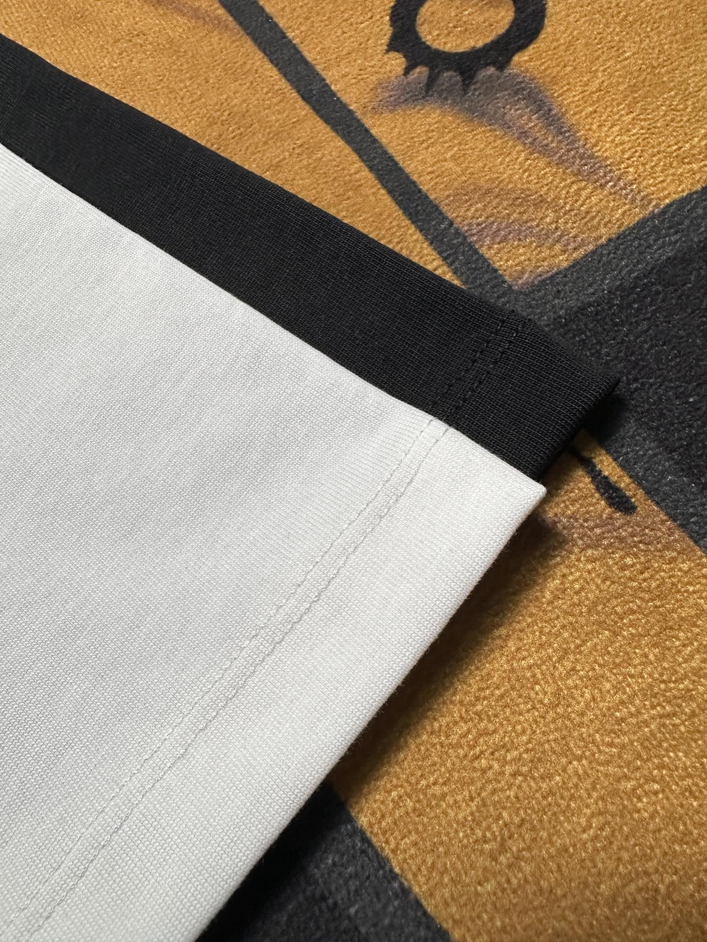 LuxluxHouse Best Quality Clothes T-shirt Prada