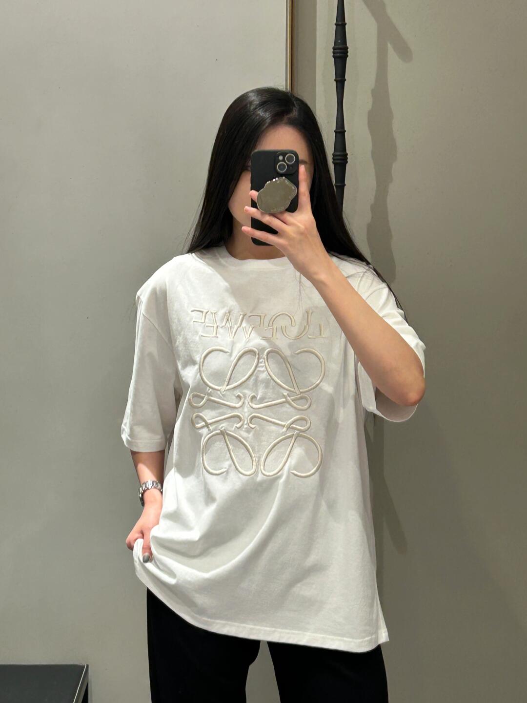 LuxluxHouse Best Quality Clothes T-shirt Loewe